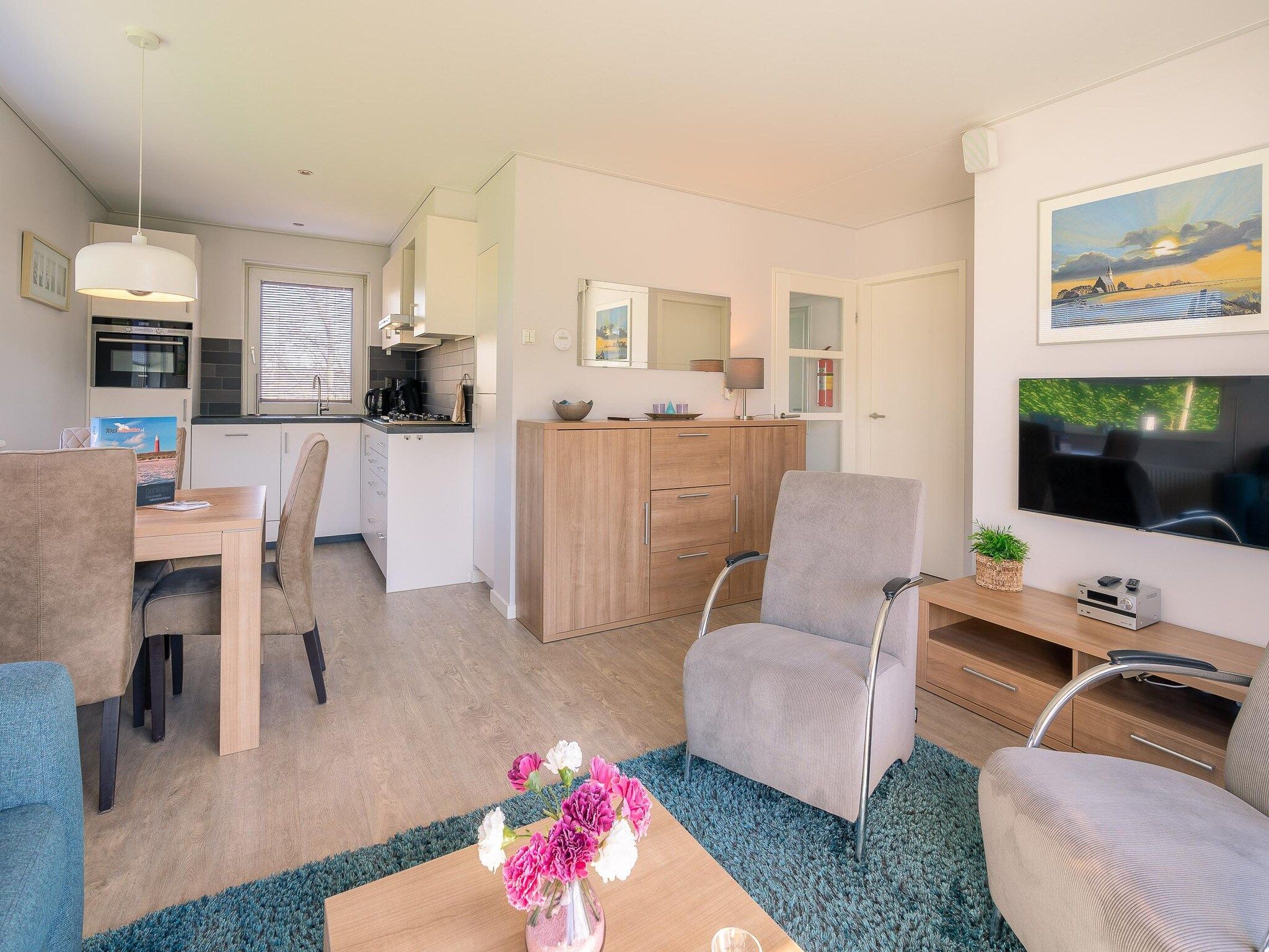 De woonkamer van Hoogelandt 92 in De Koog