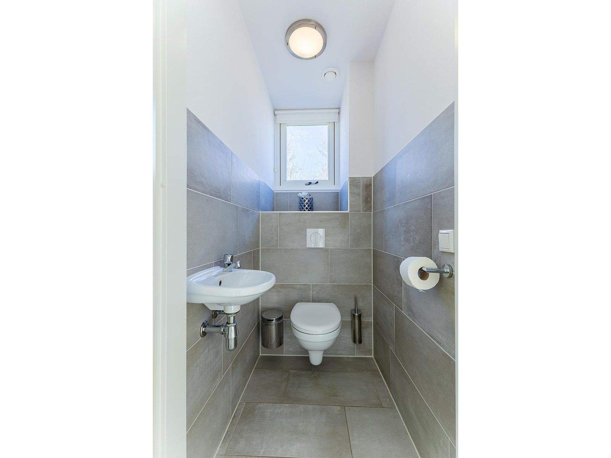 De badkamer van Zonnedorp 4 Villa Jula Renesse | Comfortable beach villa for 6 People in Renesse