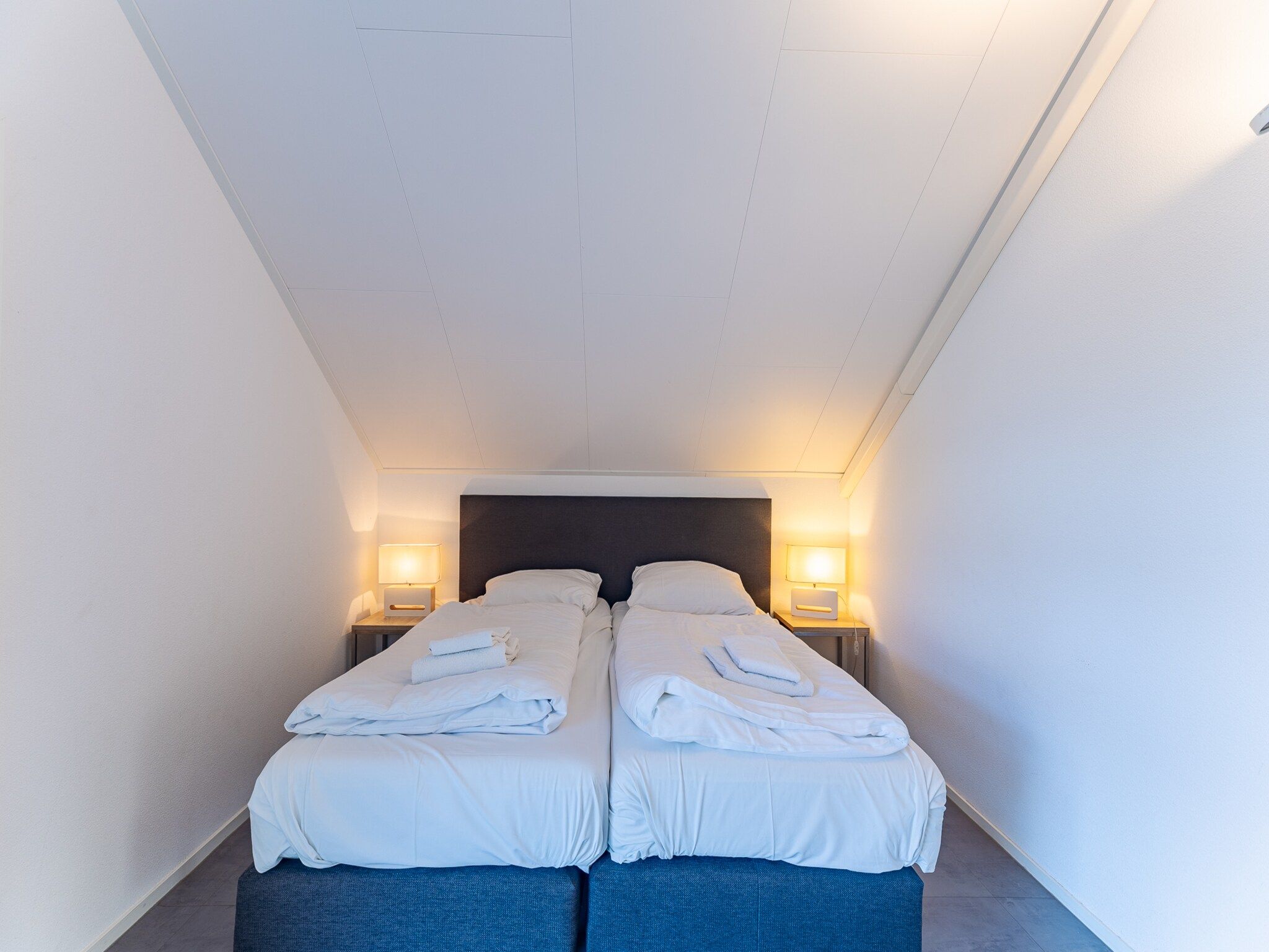 Een slaapkamer van Zonnedorp 7 De Meerpaal in Renesse | Comfortable holiday house close to the beach in Renesse