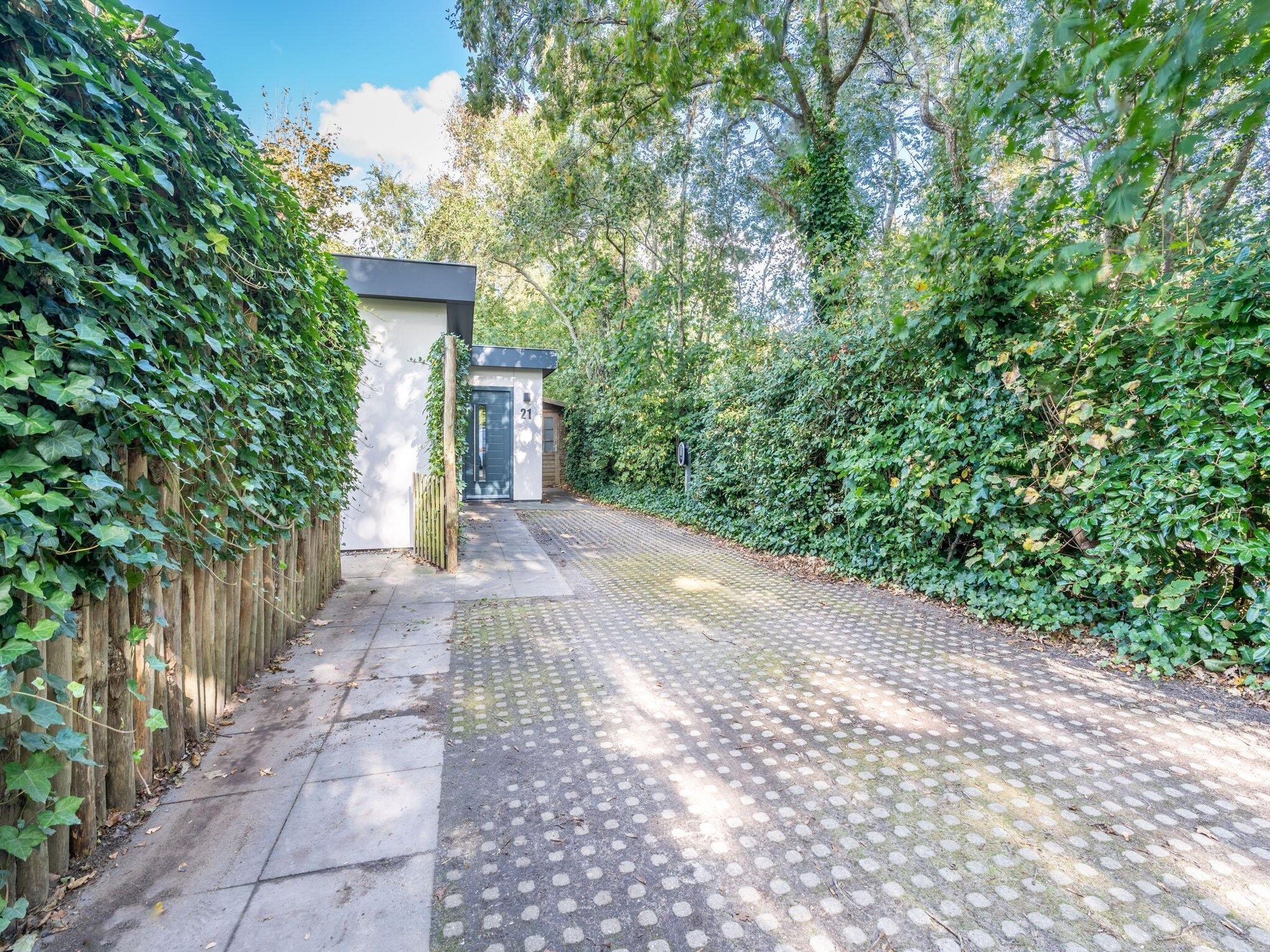 De tuin van Pelikaanweg 21 in De Koog