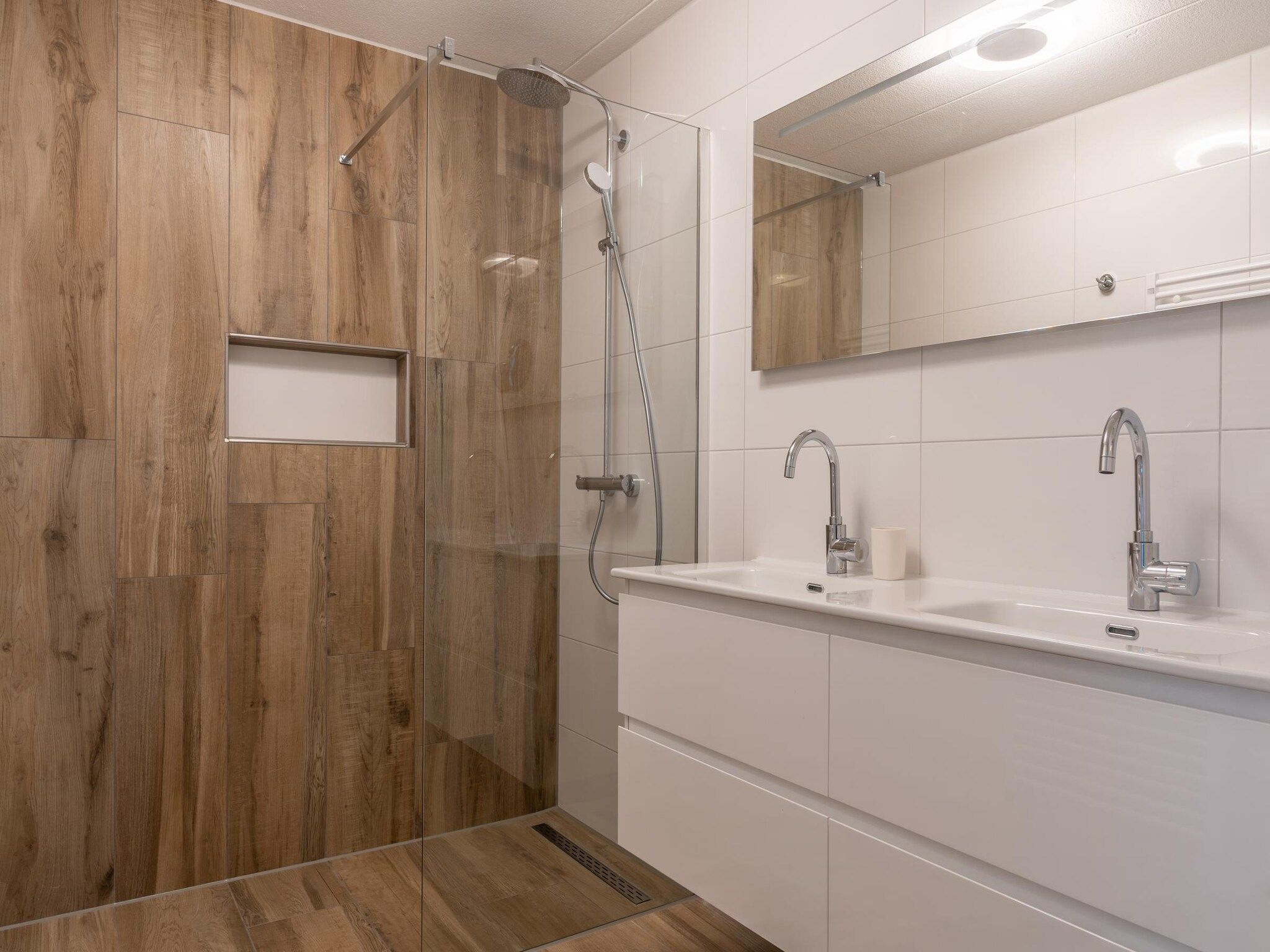 De badkamer van Juliana 056 in De Koog