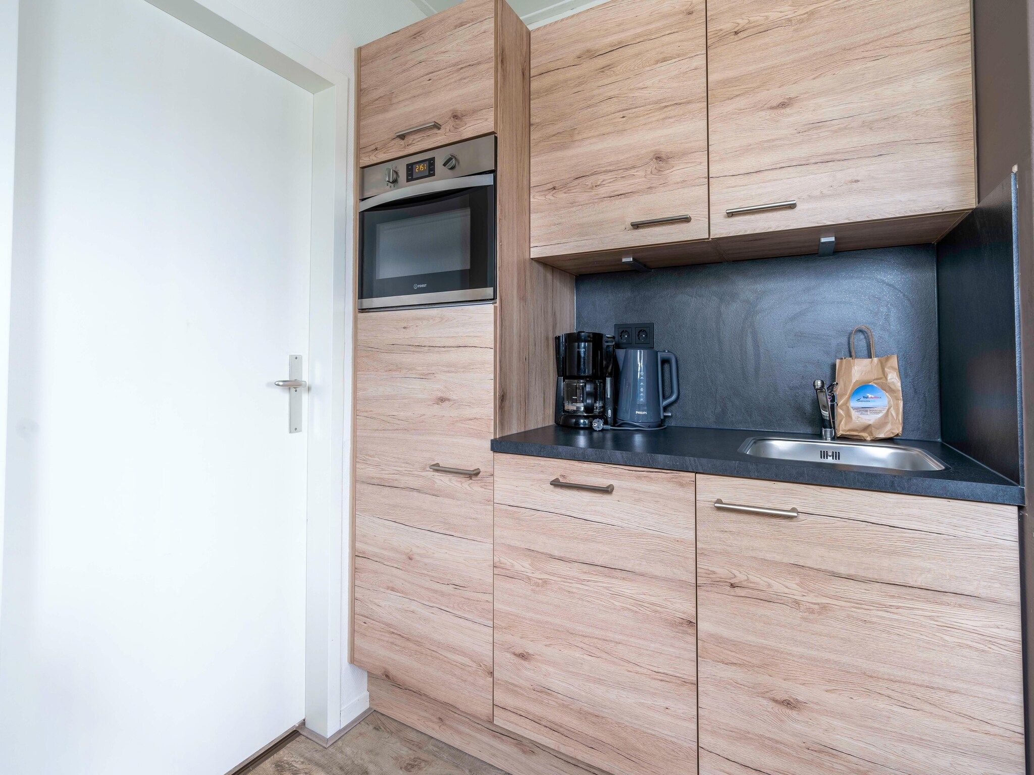 De keuken van De Anna 224 - Wind in De Koog