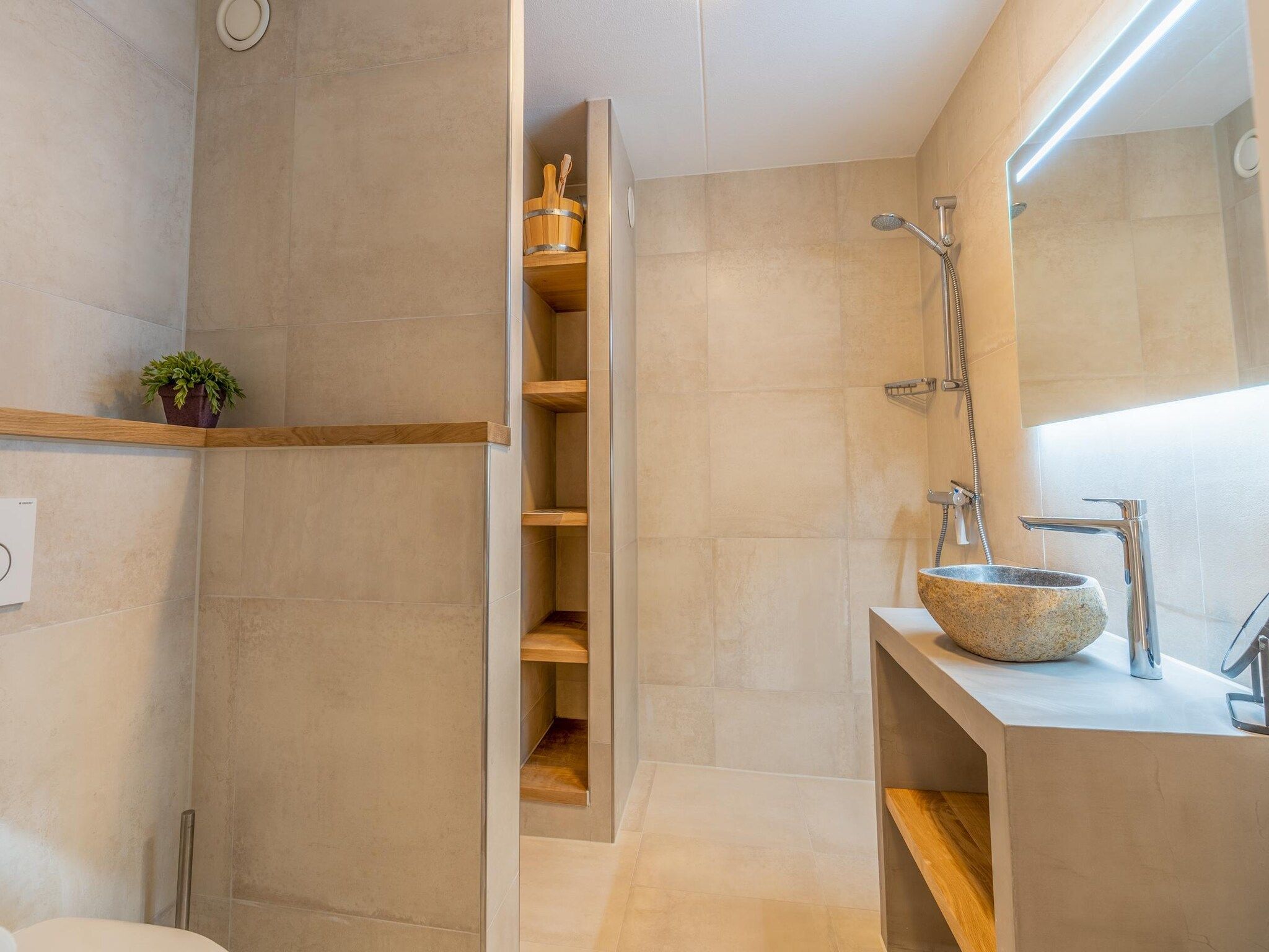 De badkamer van Juliana 140 in De Koog