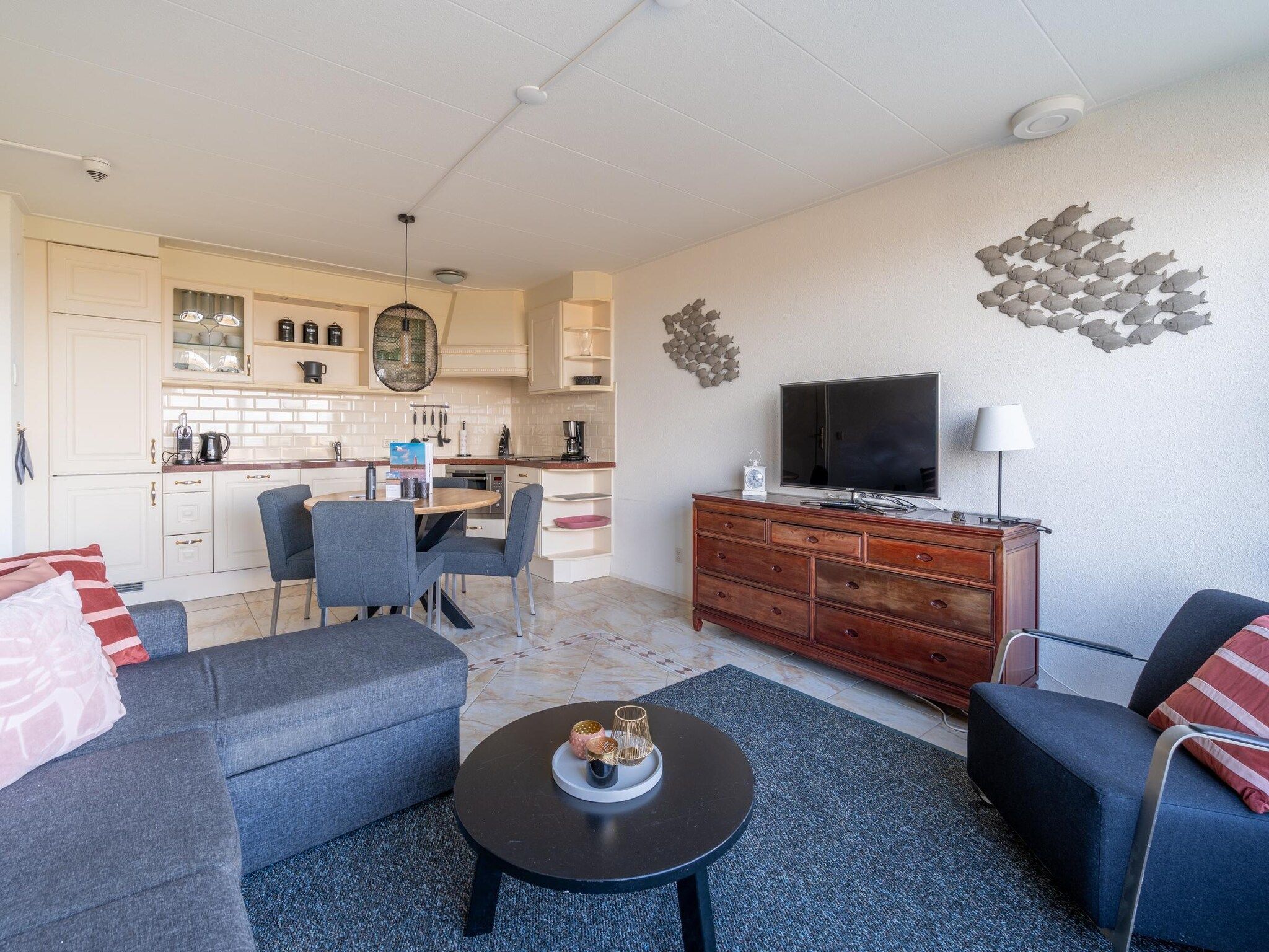 De woonkamer van Juliana 064 in De Koog