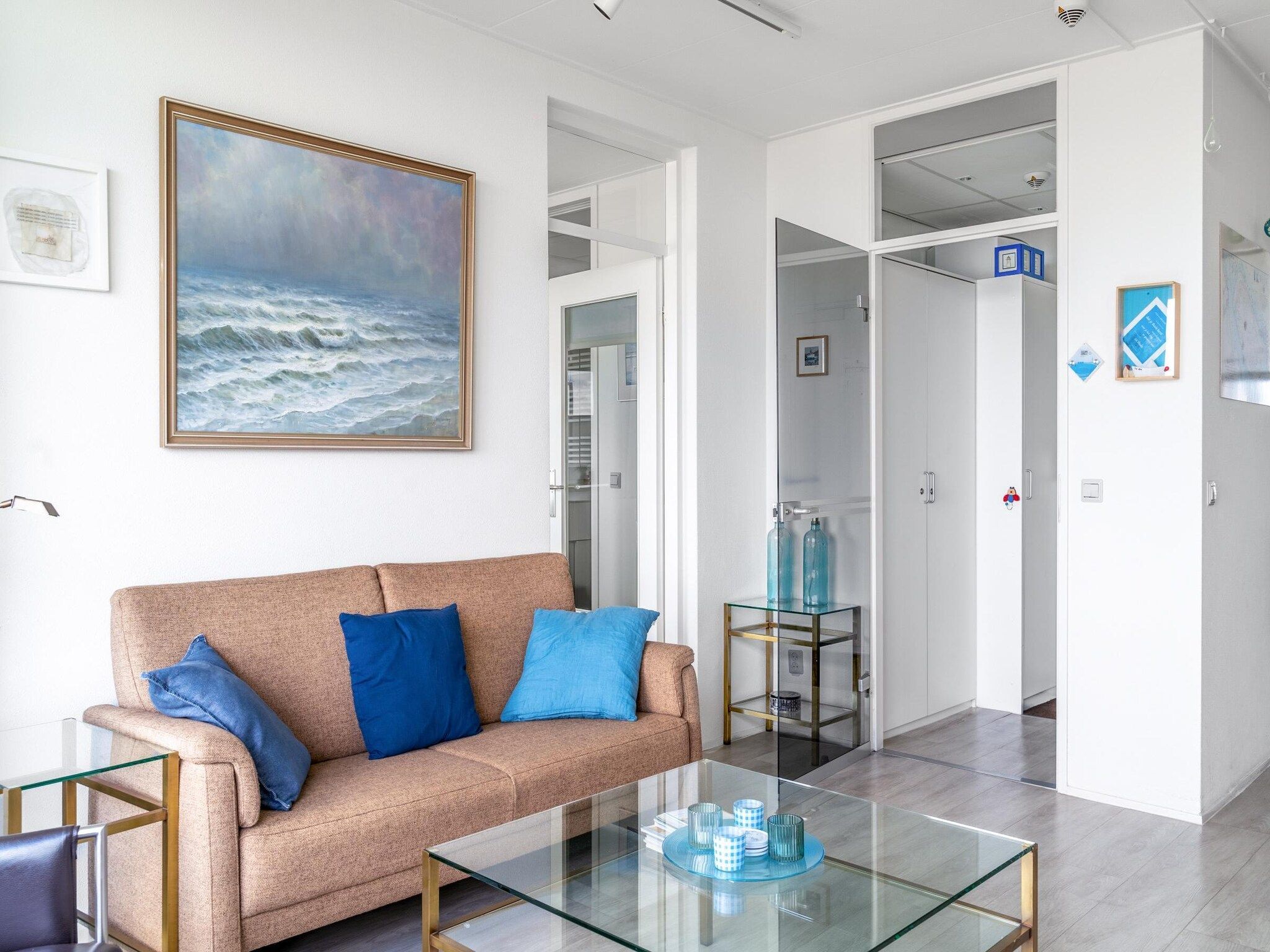 De woonkamer van Juliana 160 in De Koog