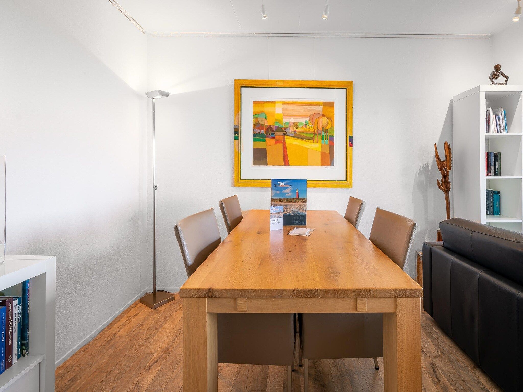 De eetkamer van Juliana 112 in De Koog