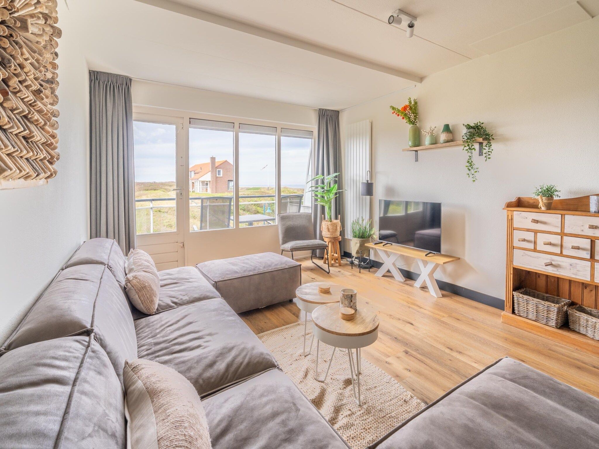 De woonkamer van Juliana 086 in De Koog