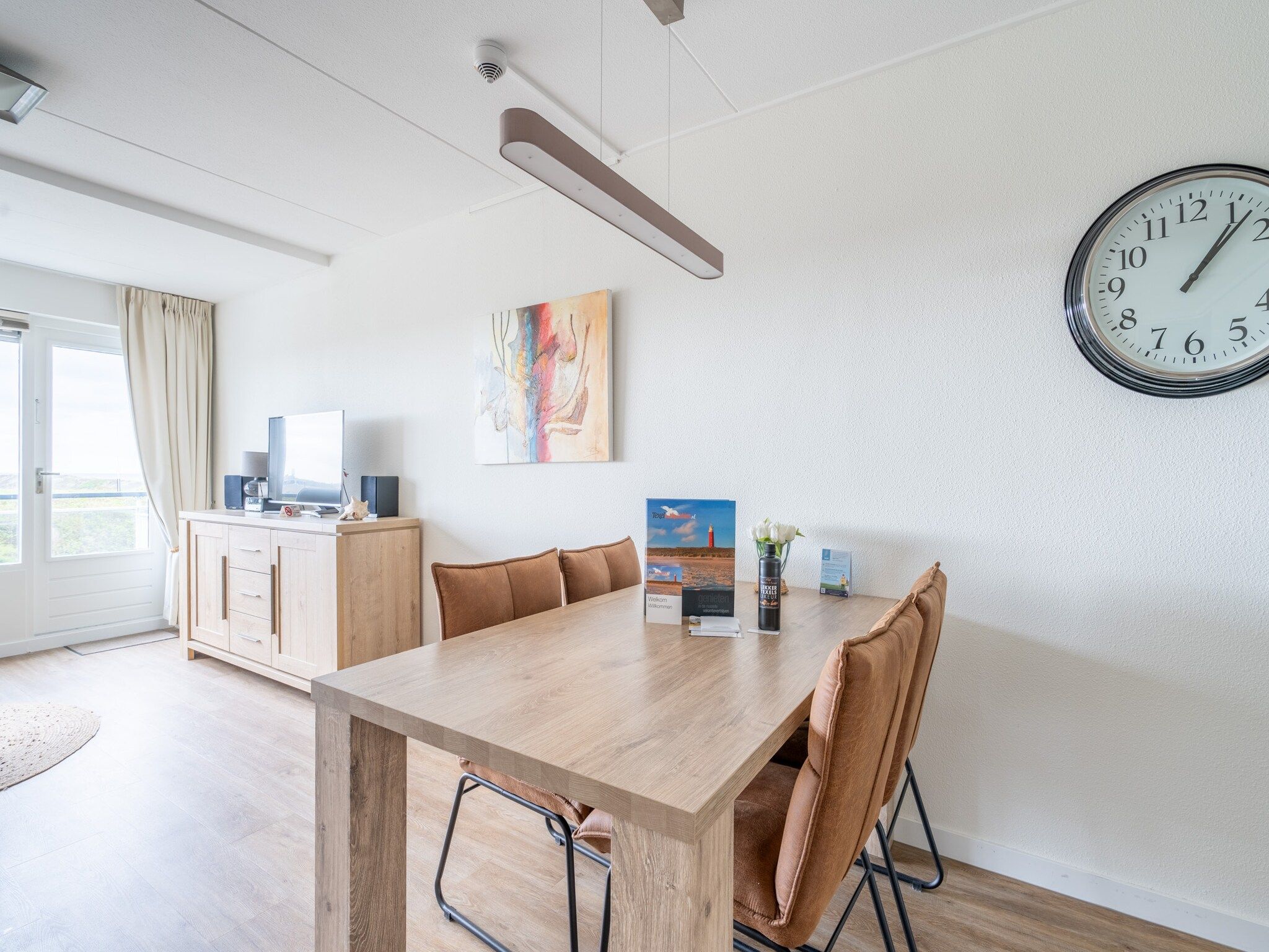 De eetkamer van Juliana 092 in De Koog