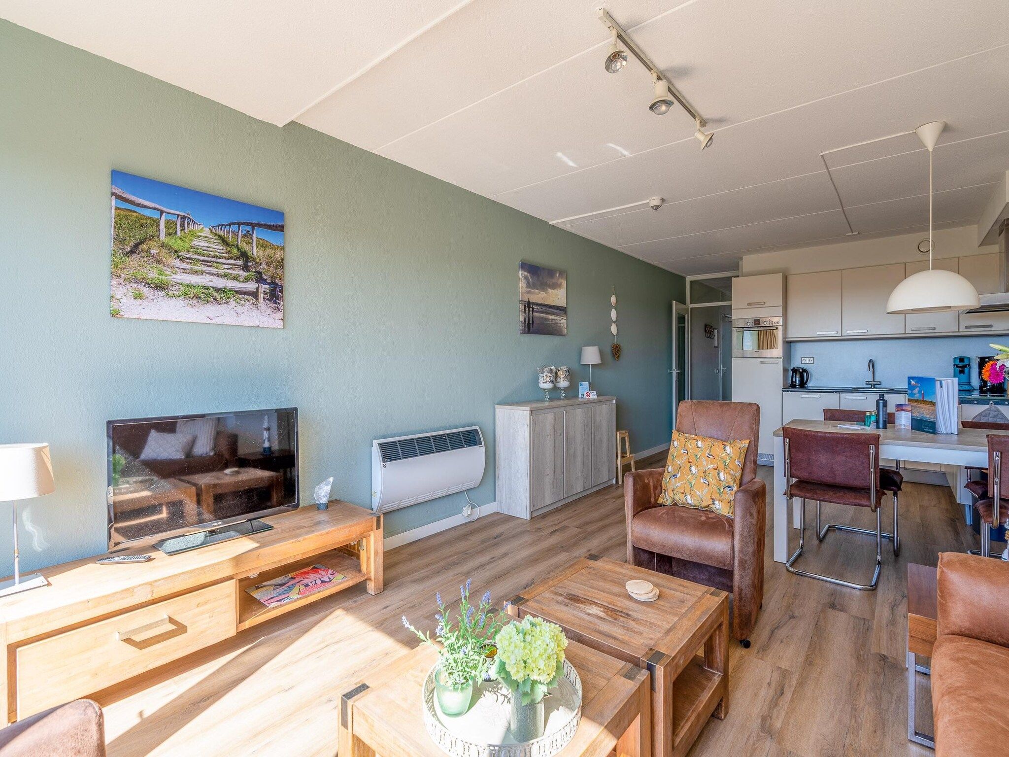 De woonkamer van Juliana 098 in De Koog