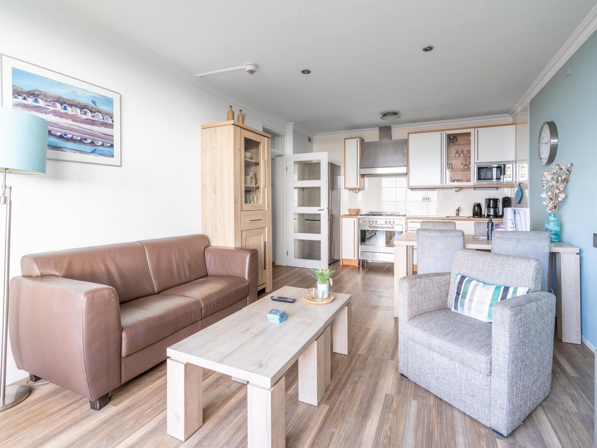 De woonkamer van Juliana 164 in De Koog