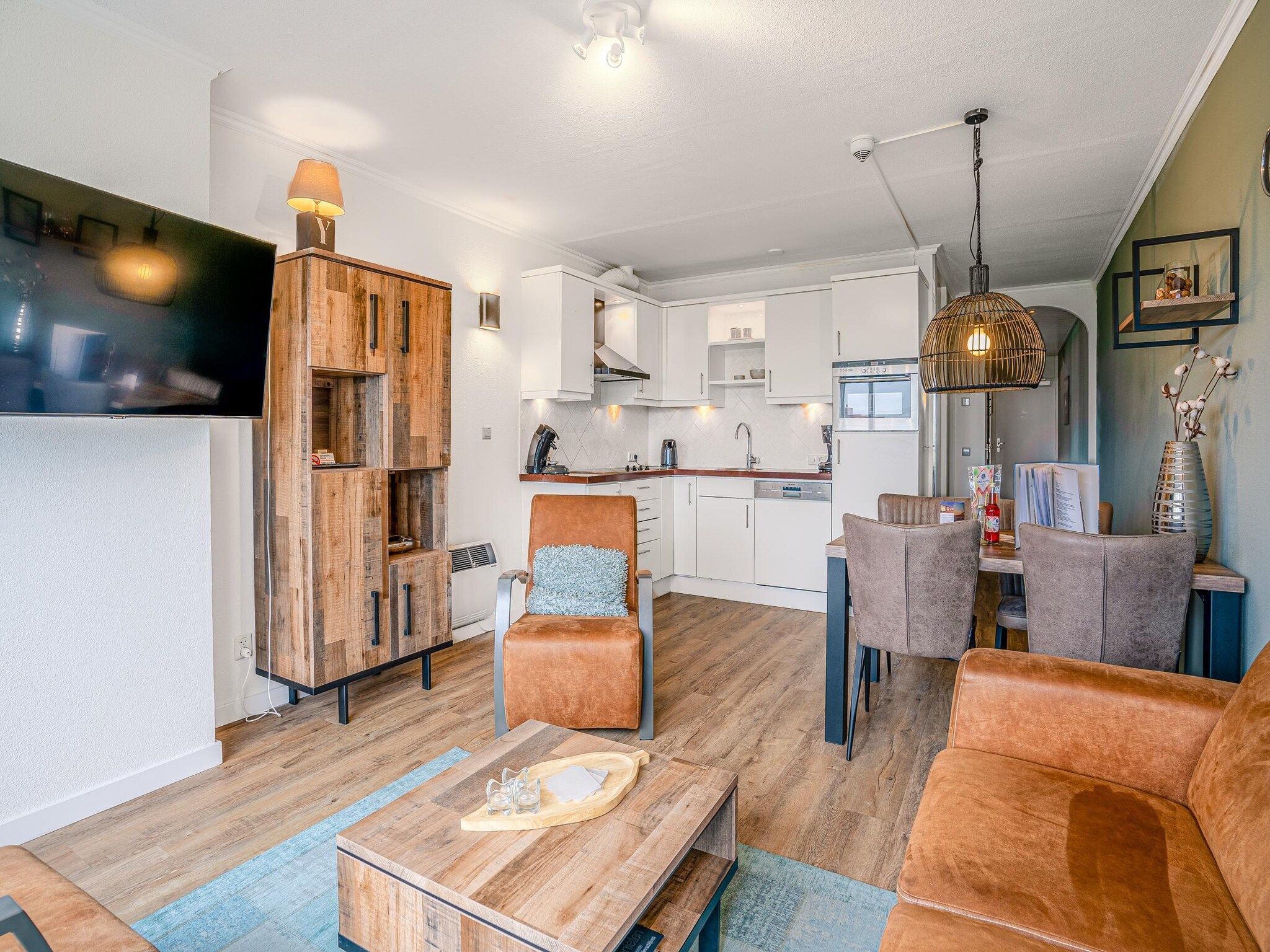 De woonkamer van Juliana 136 in De Koog