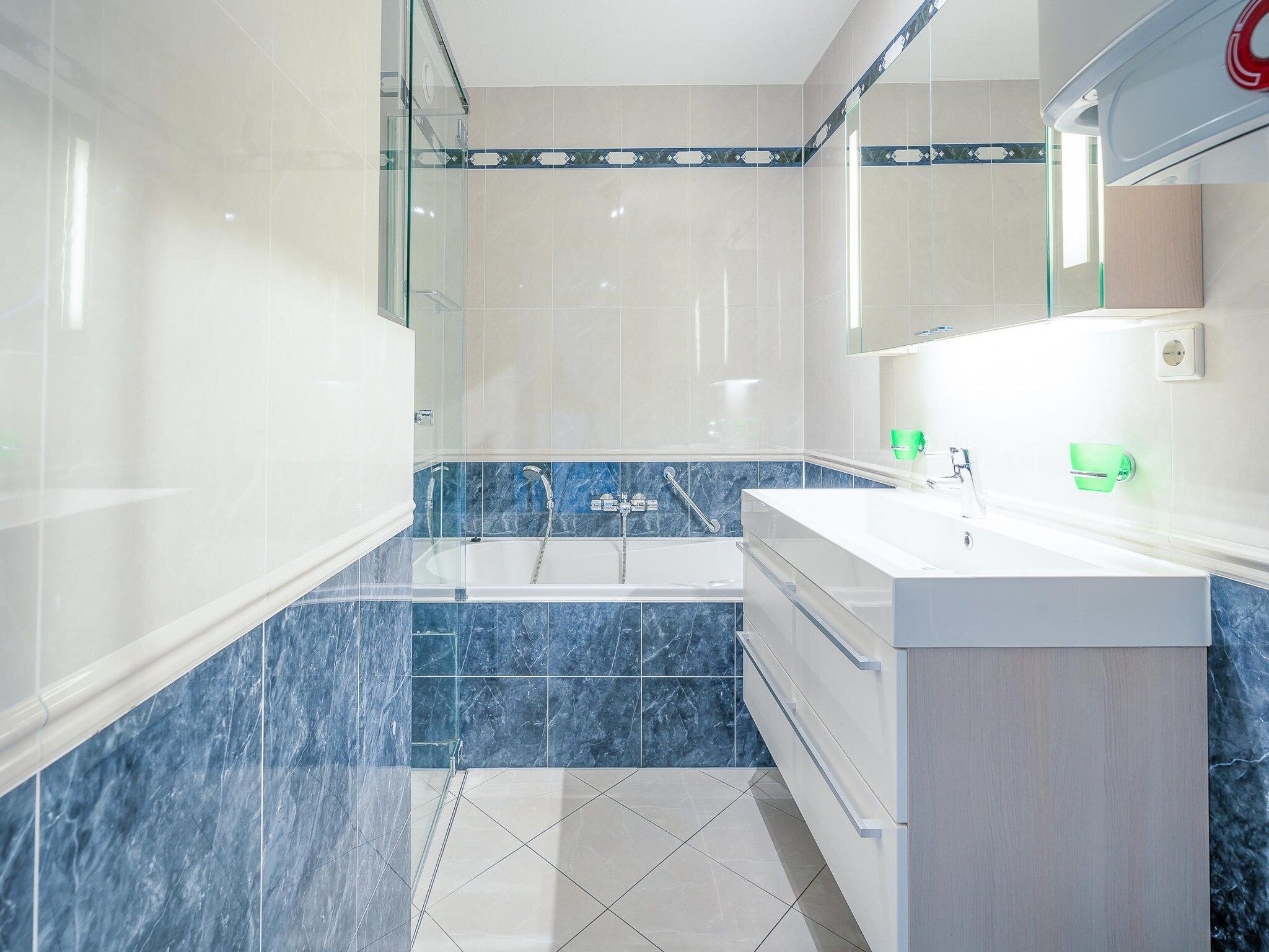 De badkamer van Juliana 136 in De Koog