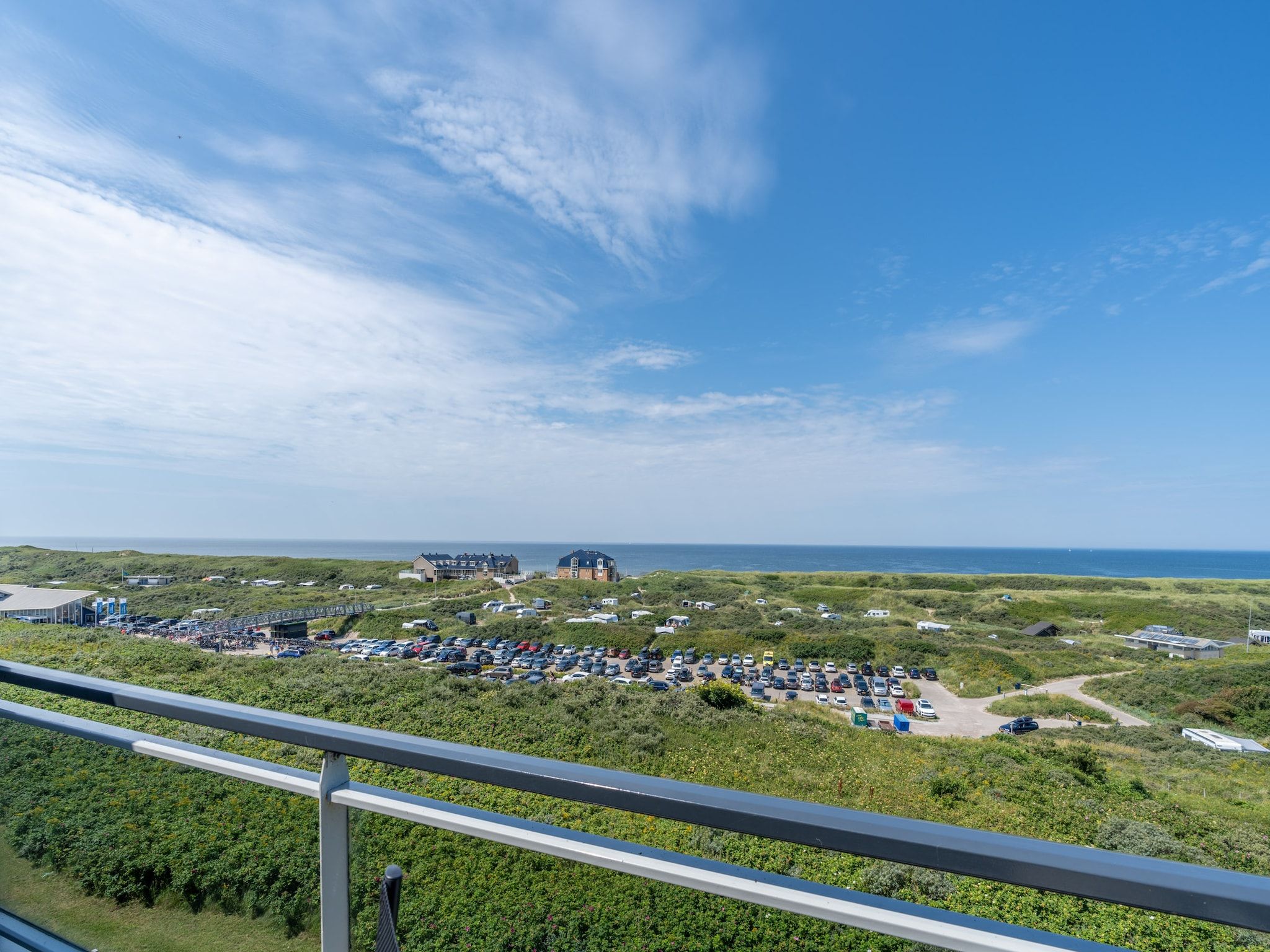 Het uitzicht vanaf Juliana 168 in De Koog