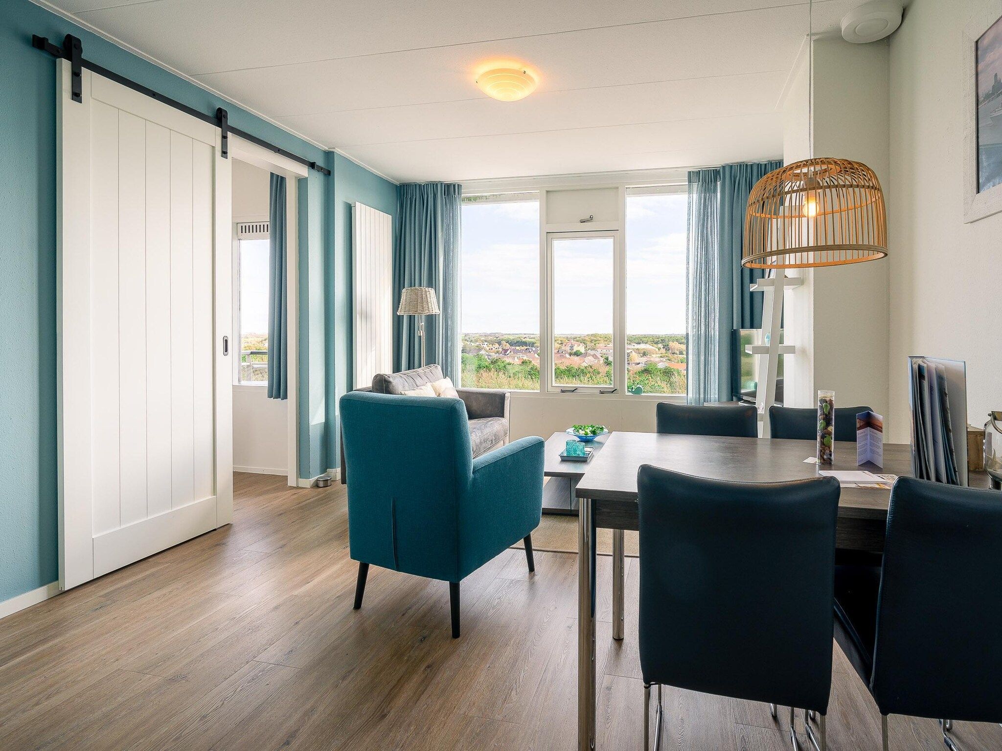 De woonkamer van Juliana 176 in De Koog