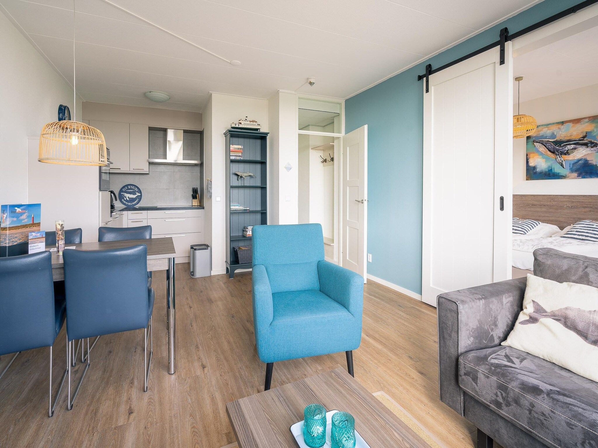 De woonkamer van Juliana 176 in De Koog