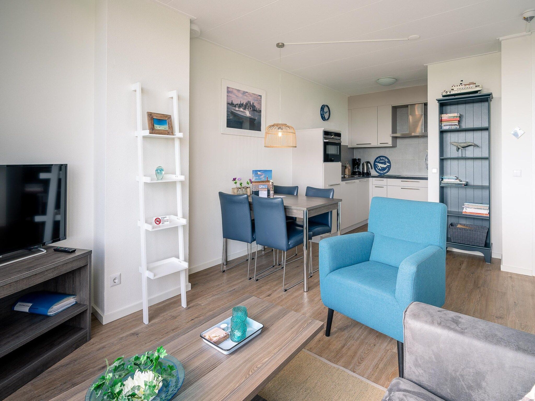 De woonkamer van Juliana 176 in De Koog