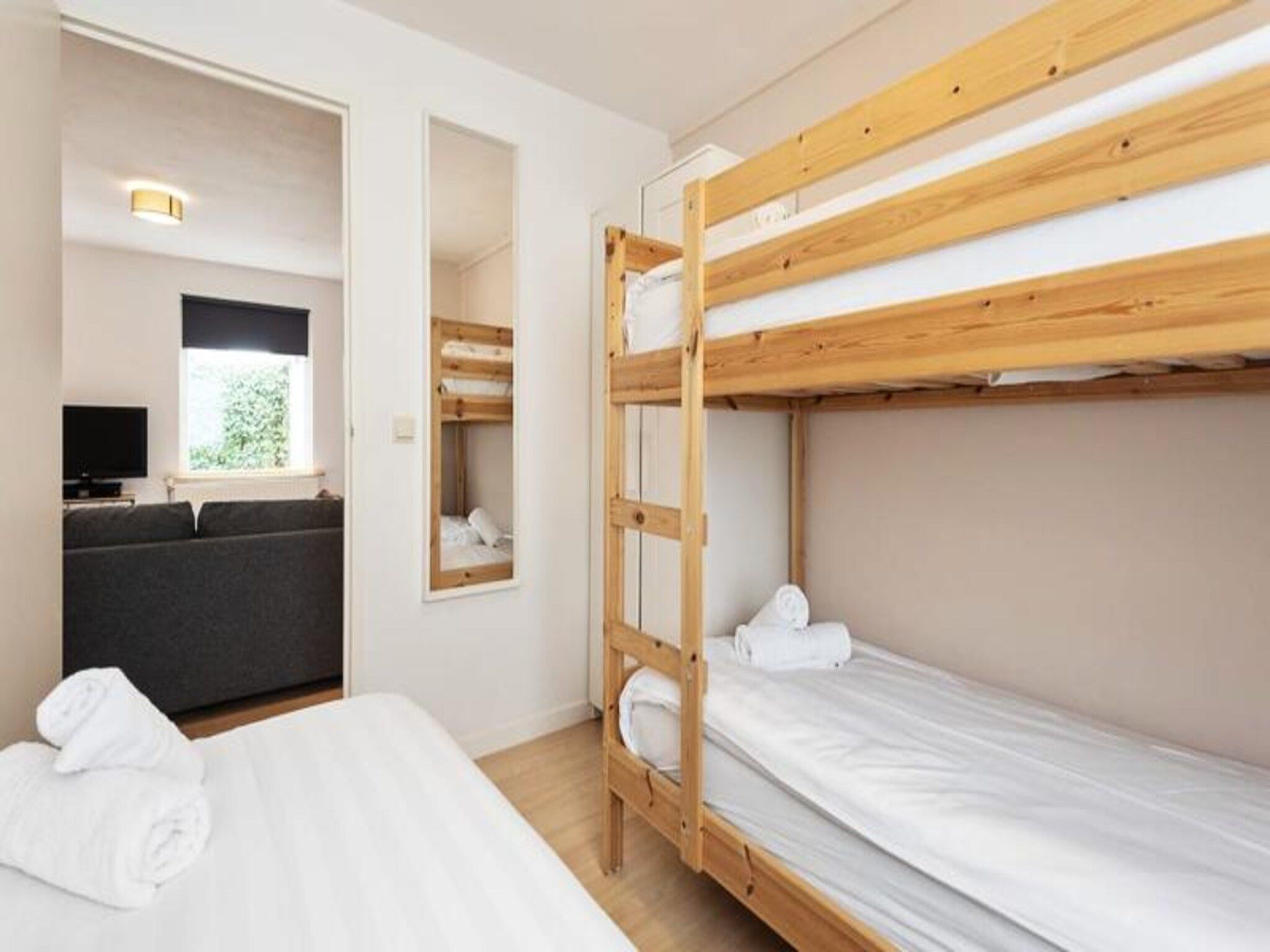 Agr&eacute;able Maison Familiale (parking Gratuit) in Zandvoort - Foto 4 van 41