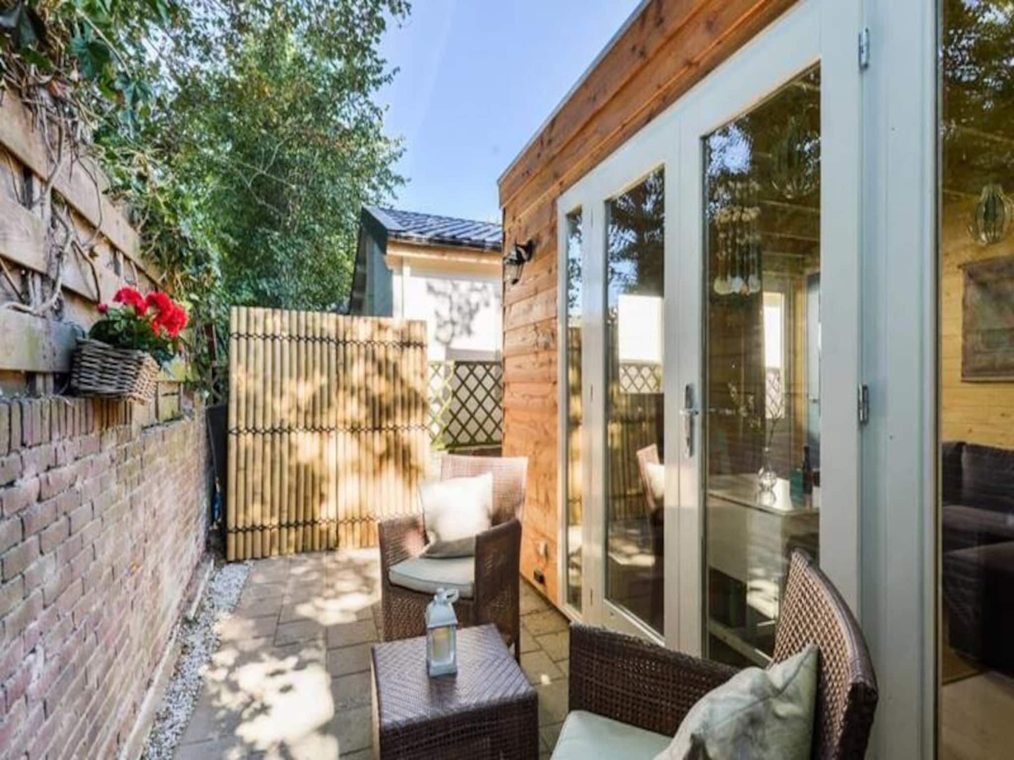 Moyo Kijani Cosy Lodge in Zandvoort - Foto 2 van 22