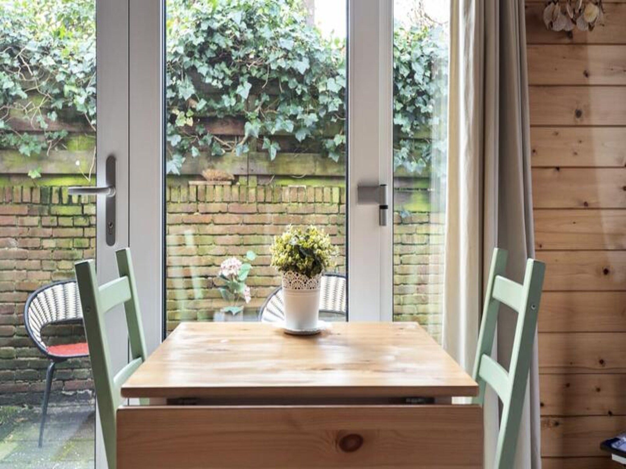 Moyo Kijani Cosy Lodge in Zandvoort - Foto 10 van 22