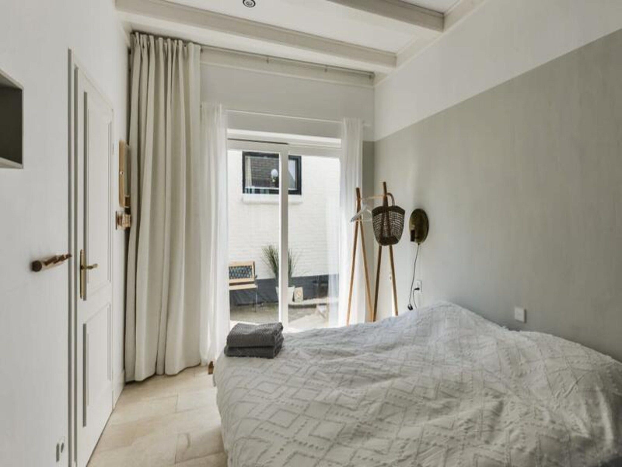 Villa Loft Apartment With Light Garden Room in Zandvoort - Foto 4 van 23