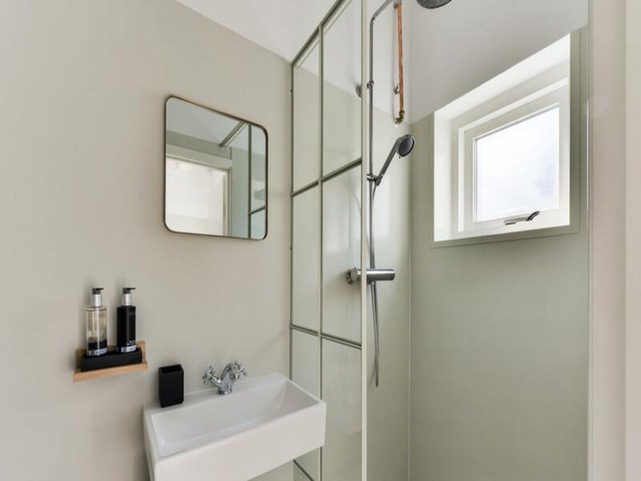 Villa Loft Apartment With Light Garden Room in Zandvoort - Foto 9 van 23