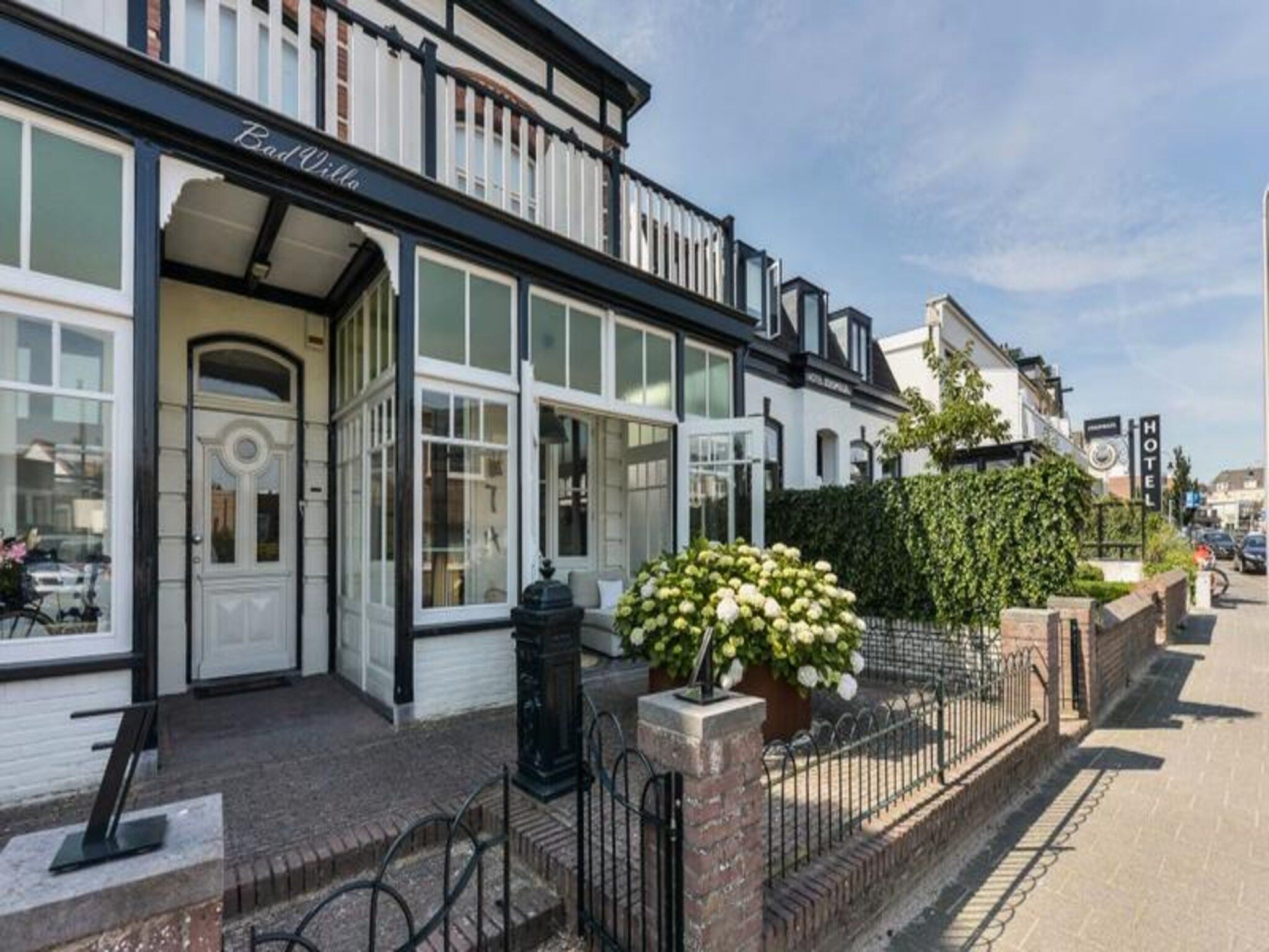 Villa Loft Apartment With Light Garden Room in Zandvoort - Foto 17 van 23