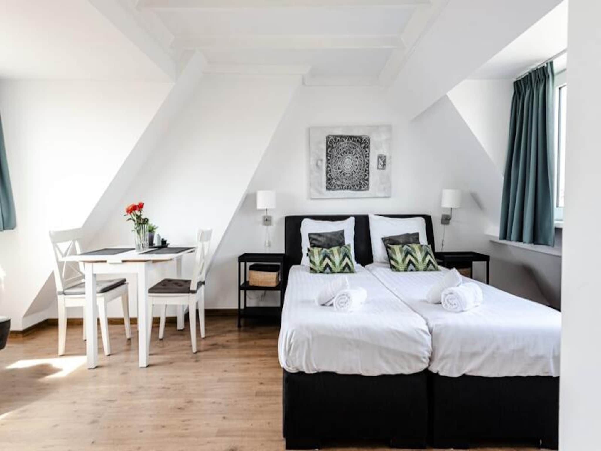 Studio Zwinkels in Zandvoort - Foto 1 van 29