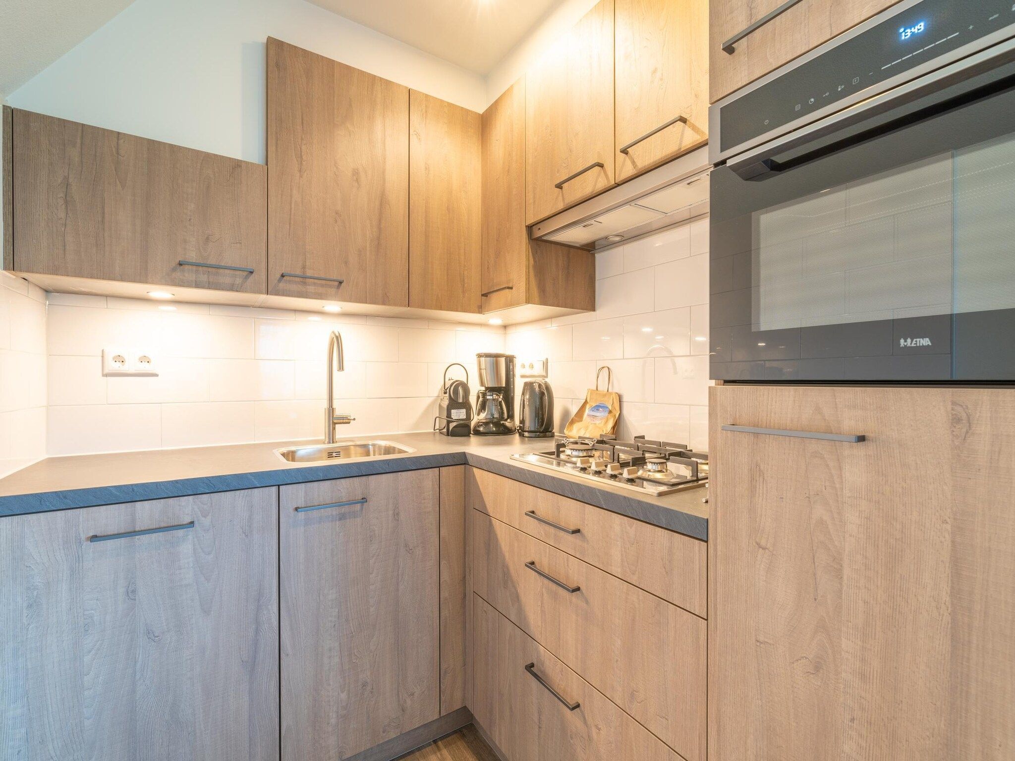 De keuken van Nieuwlanderweg 77 in De Waal