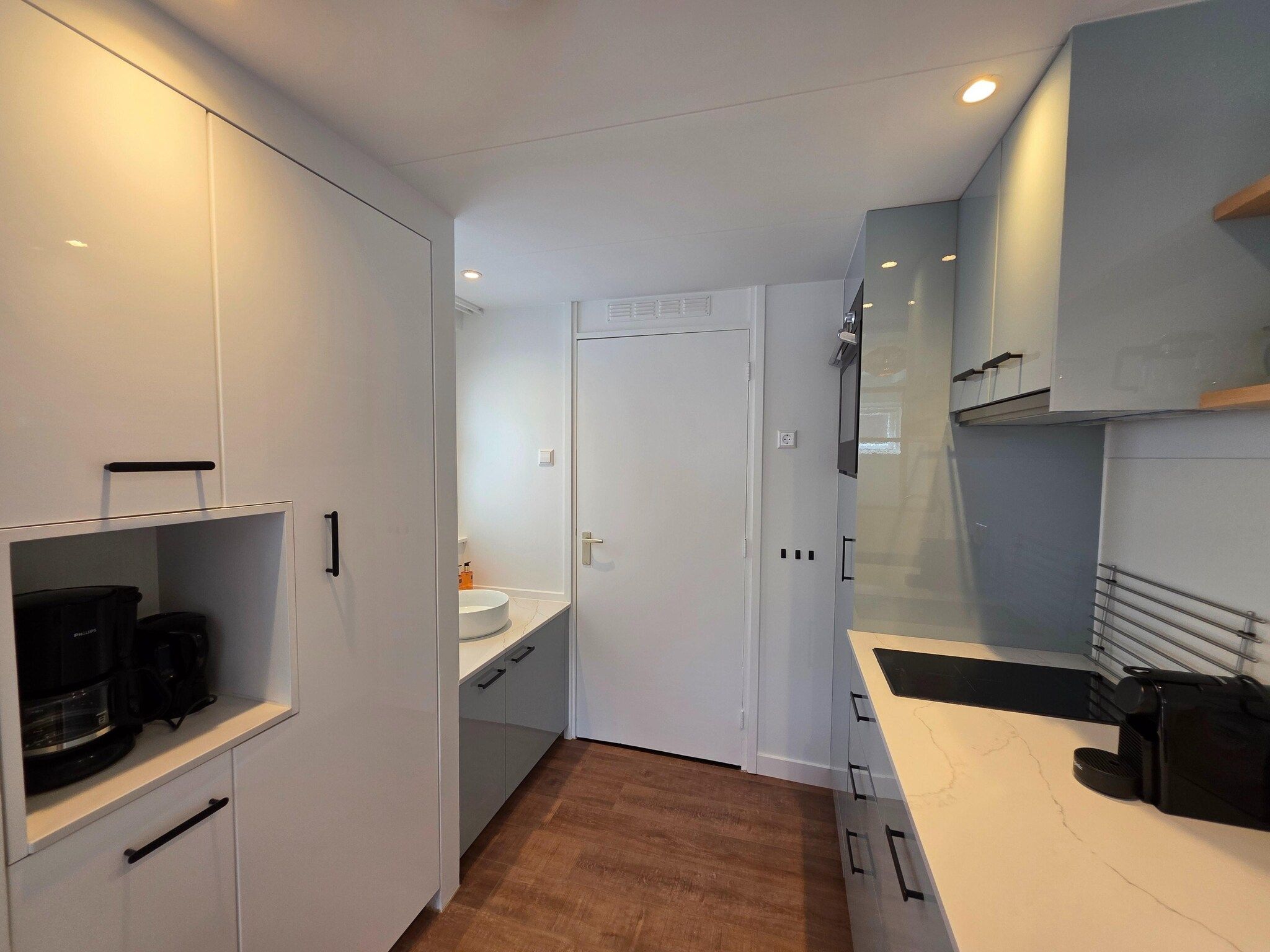 De keuken van Ruijslaan 13C - Achter de zandduyn in De Koog