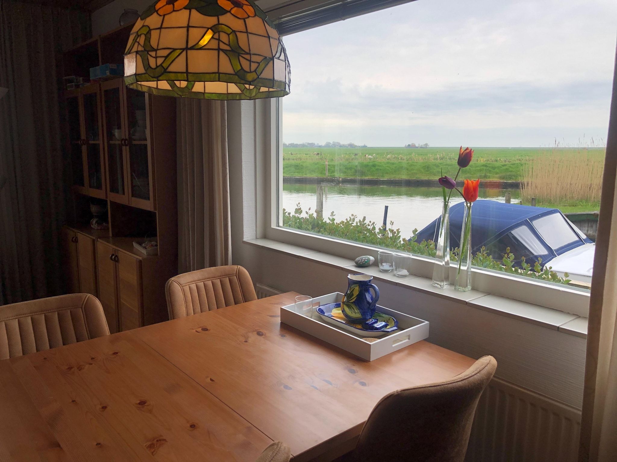 De eetkamer van De Waske in Warns