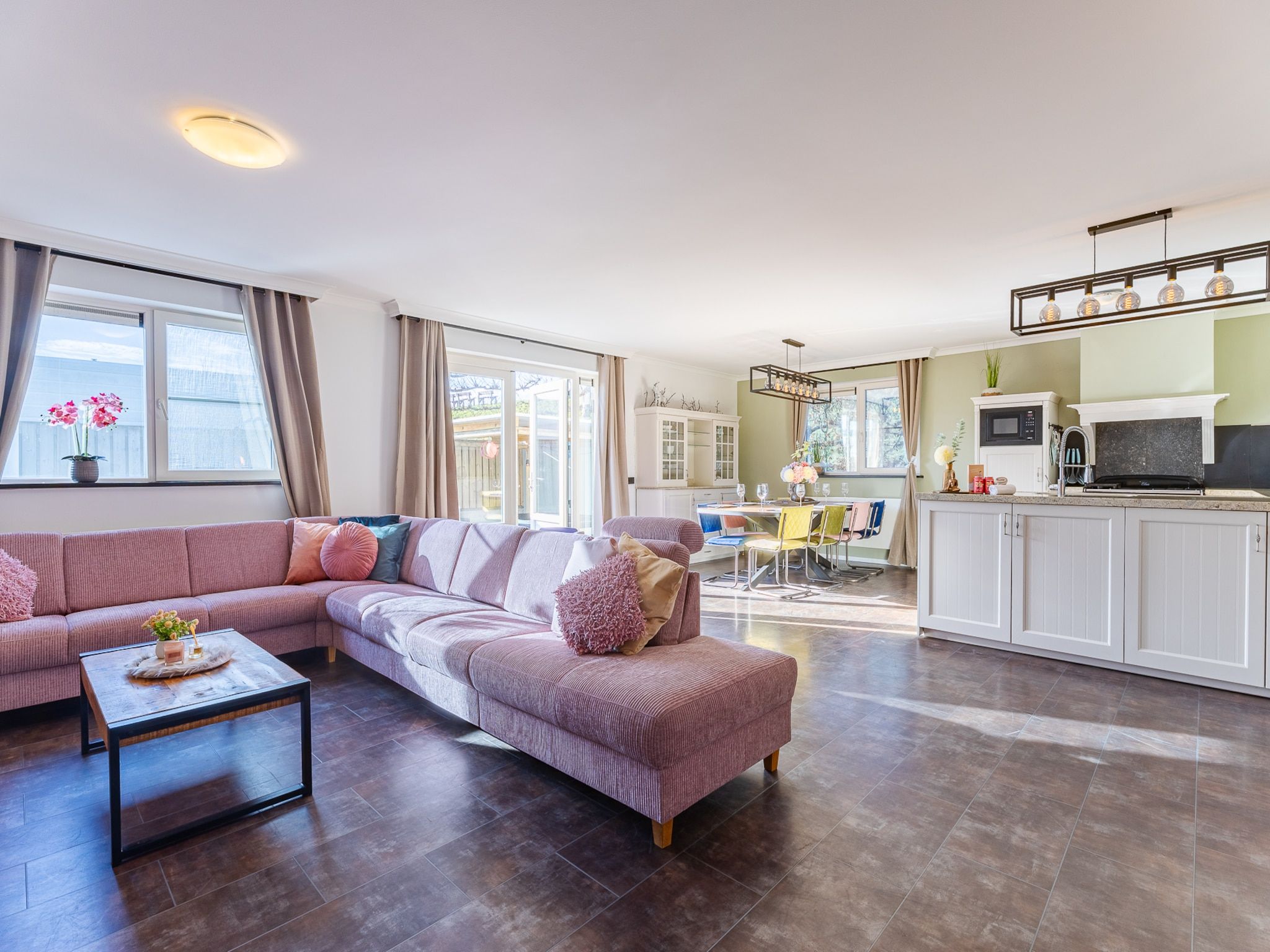 De woonkamer van Vakantiehuis - Keetenweg 10| Stavenisse in Stavenisse