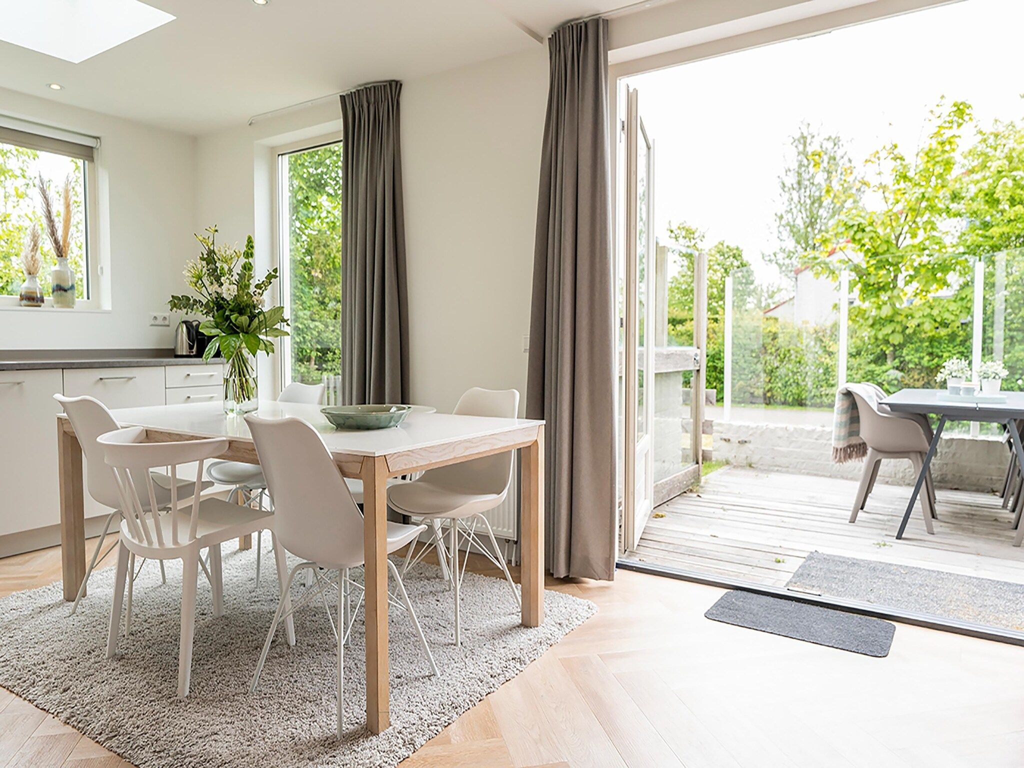 De eetkamer van Noorderlicht in De Cocksdorp