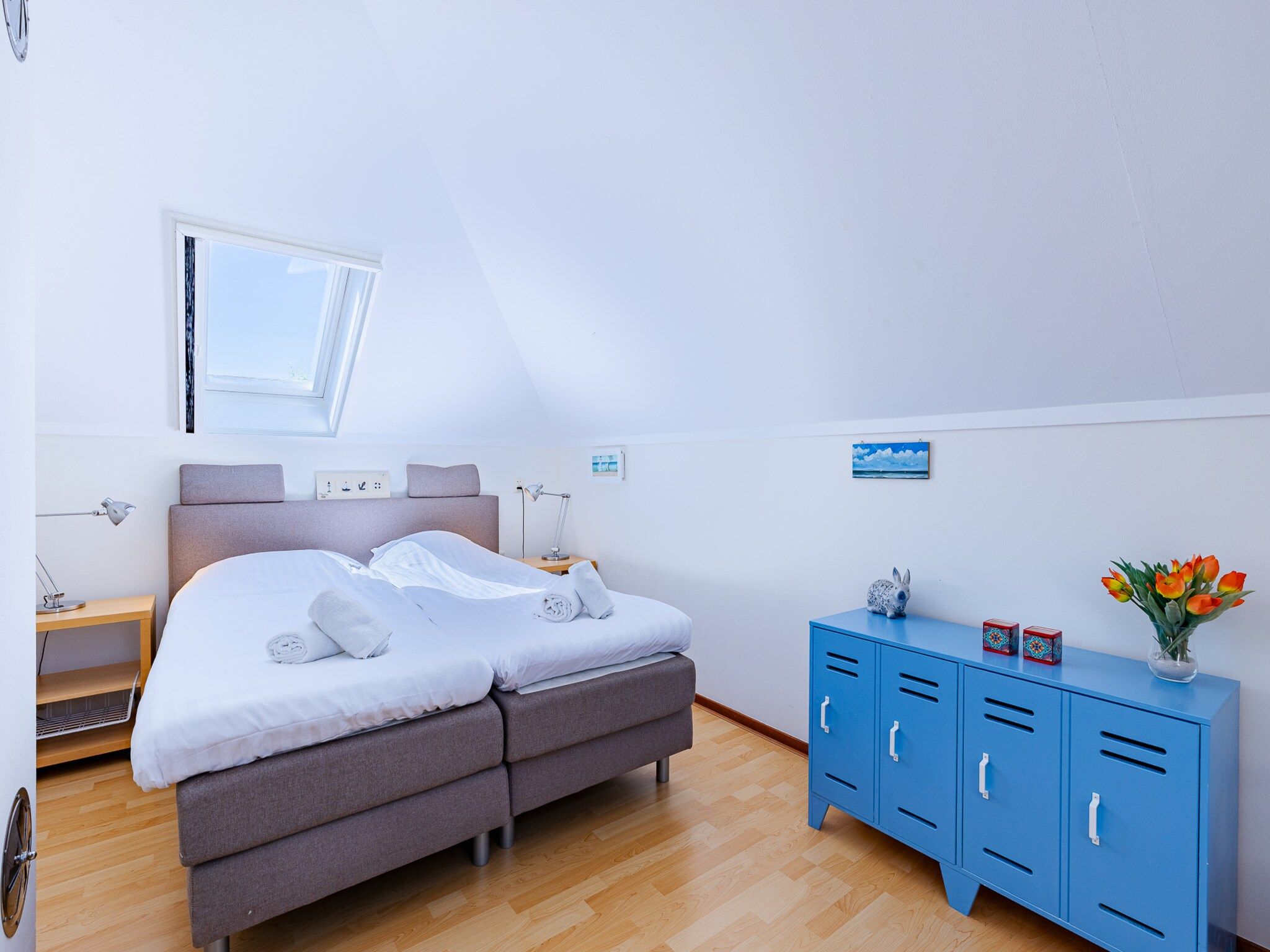 Een slaapkamer van Vakantiewoning - Westduin 6 I Vlissingen 'Zilt en zand' in Vlissingen