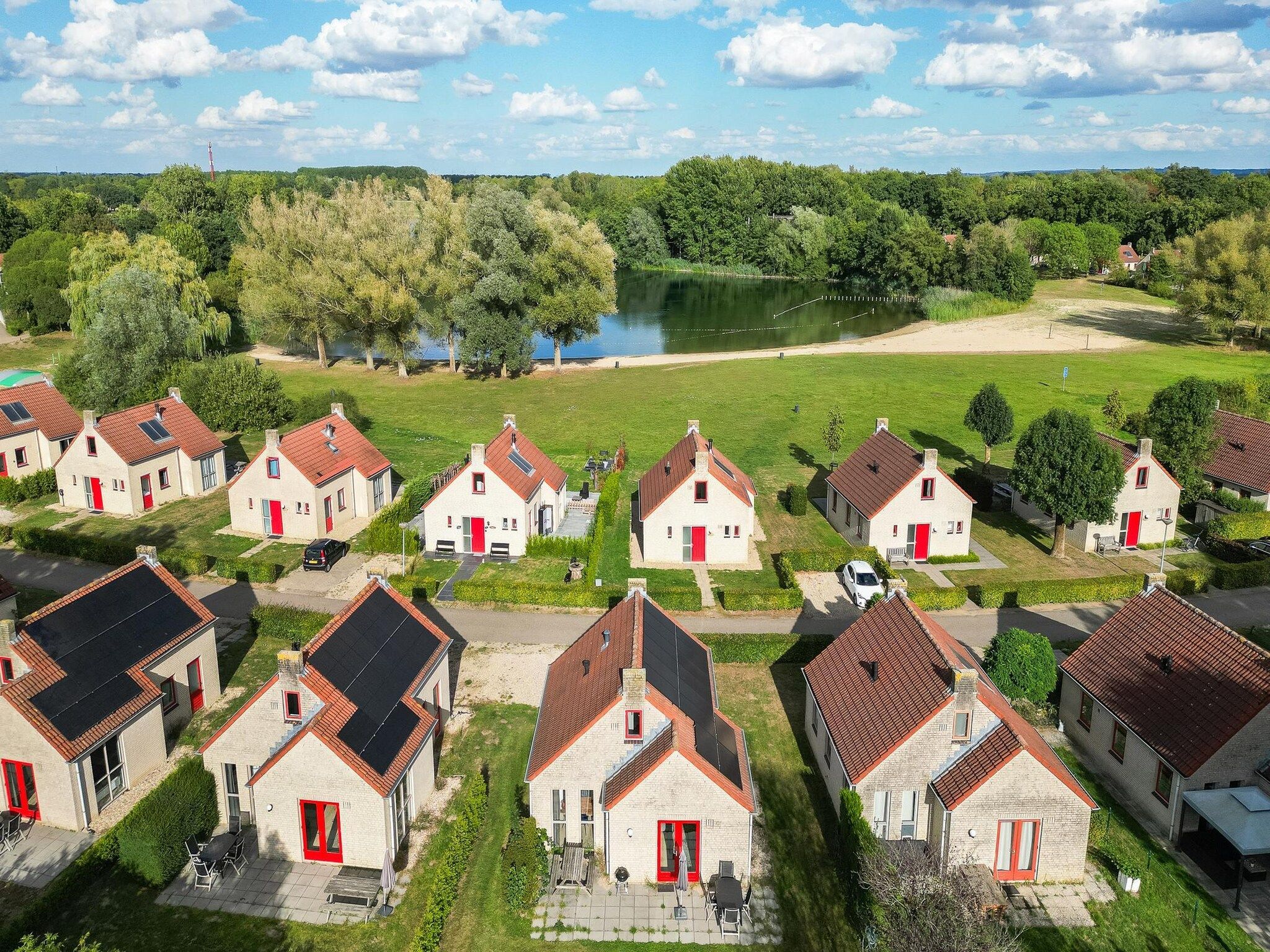 De omgeving van 7 - Persoons Forest 217 Sauna Bungalow (copy) (copy) in Ewijk