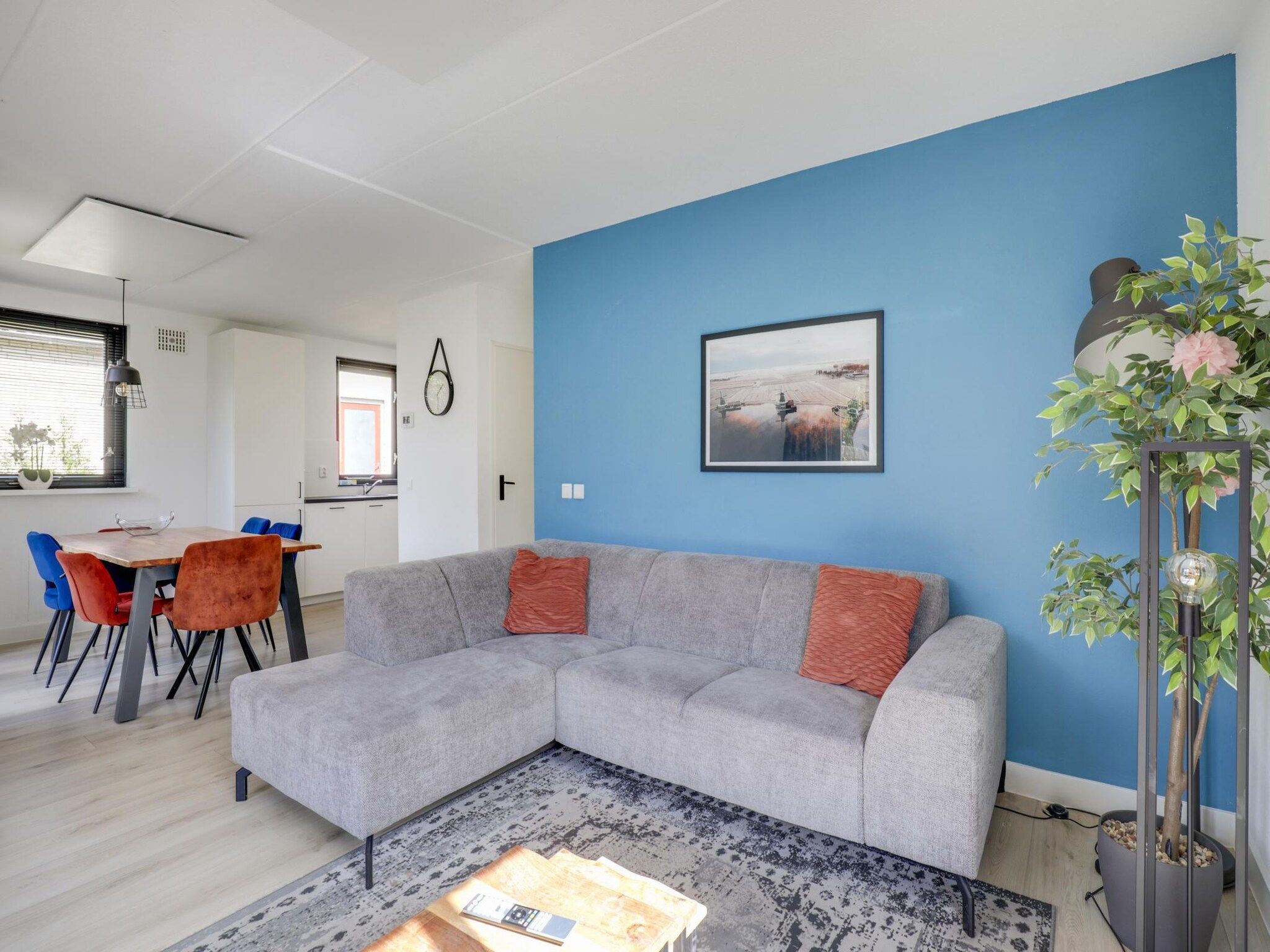 De woonkamer van 7 - Persoons Forest 217 Sauna Bungalow (copy) (copy) in Ewijk