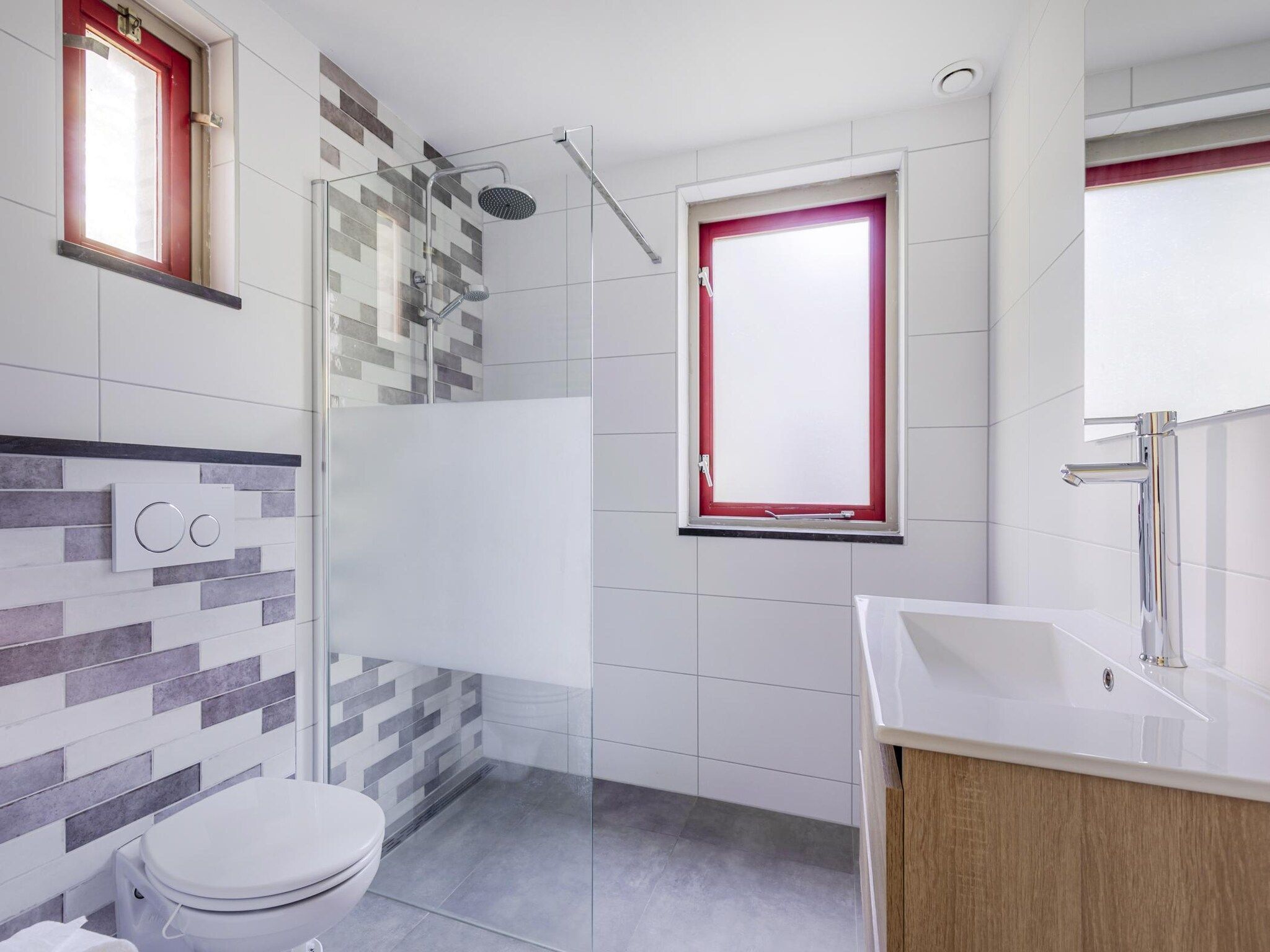 De badkamer van 6 - Persons De Zingende Wilg (copy) (copy) in Ewijk