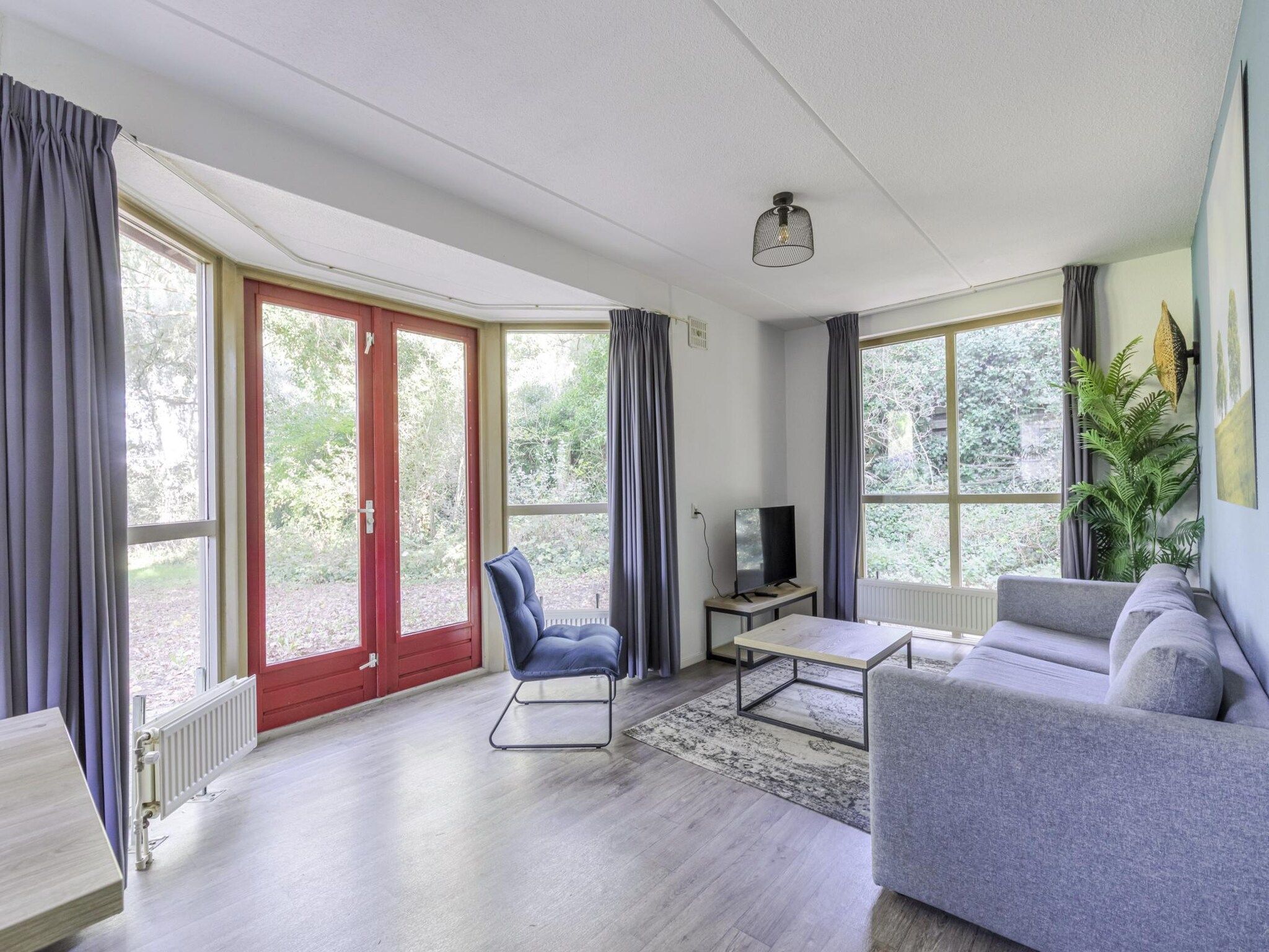 De woonkamer van 6 - Persons De Zingende Wilg (copy) (copy) in Ewijk