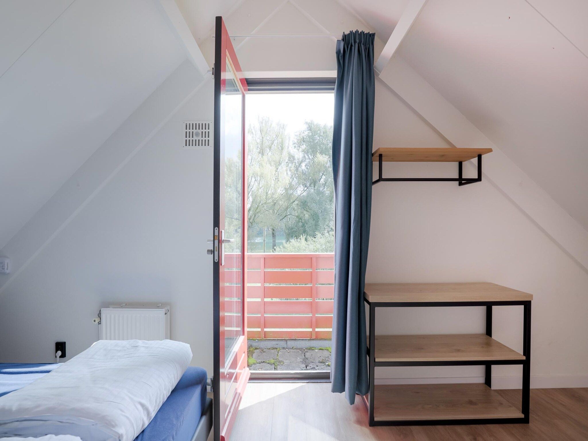 Een slaapkamer van 6 - Persons De Zingende Wilg (copy) (copy) in Ewijk