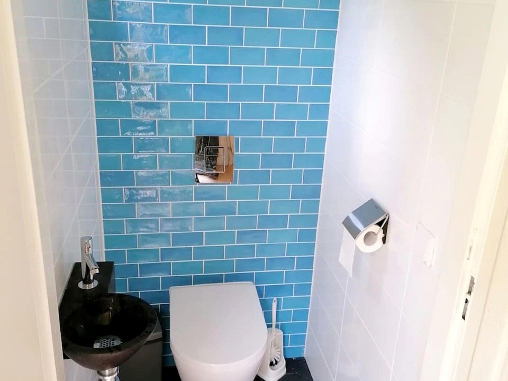 De badkamer van 7 - Persoons Forest 217 Sauna Bungalow (copy) (copy) (copy) in Ewijk