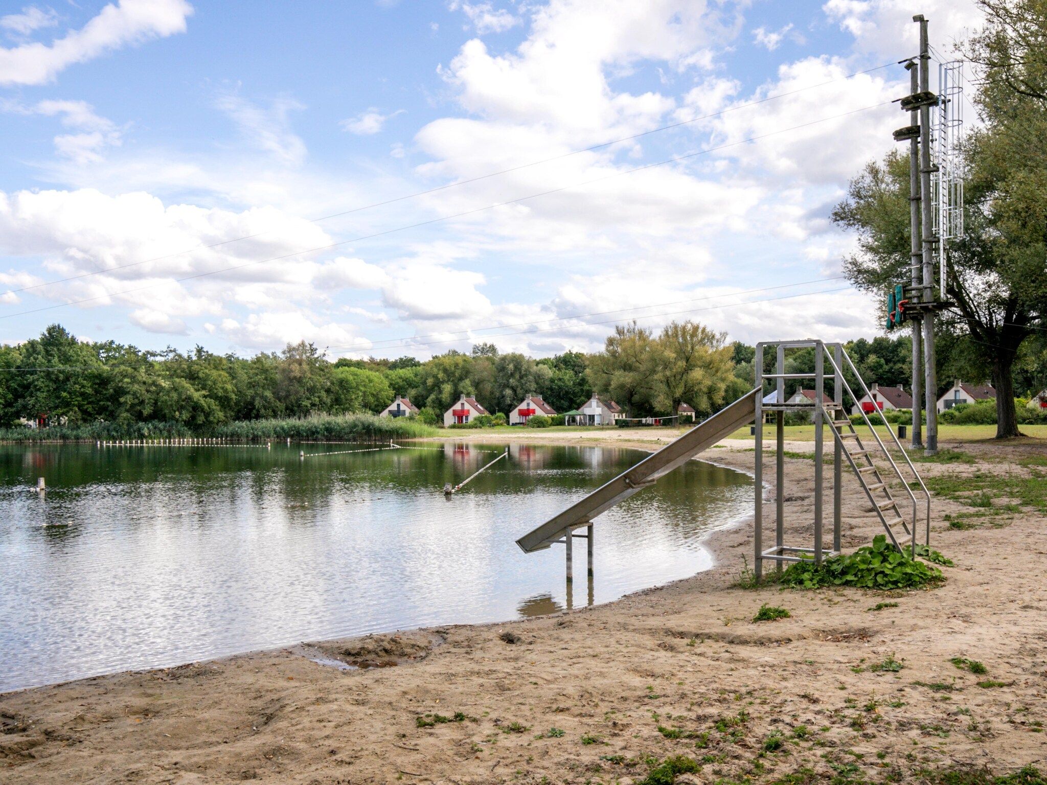 7 - Persoons Forest 217 Sauna Bungalow (copy) (copy) (copy) in Ewijk - Foto 25 van 28