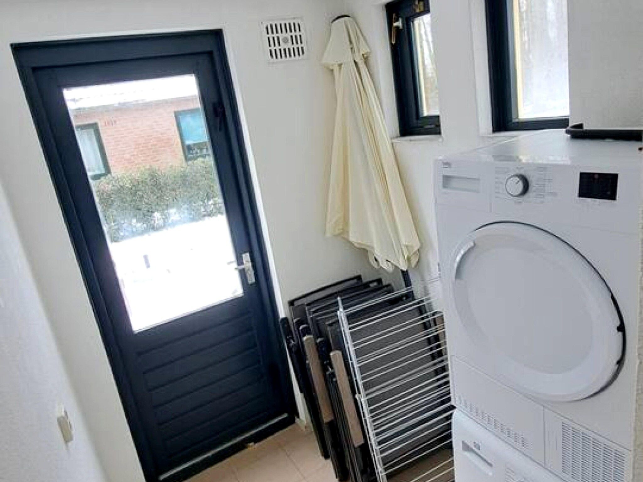 De badkamer van 7 - Persoons Forest 217 Sauna Bungalow (copy) (copy) (copy) in Ewijk