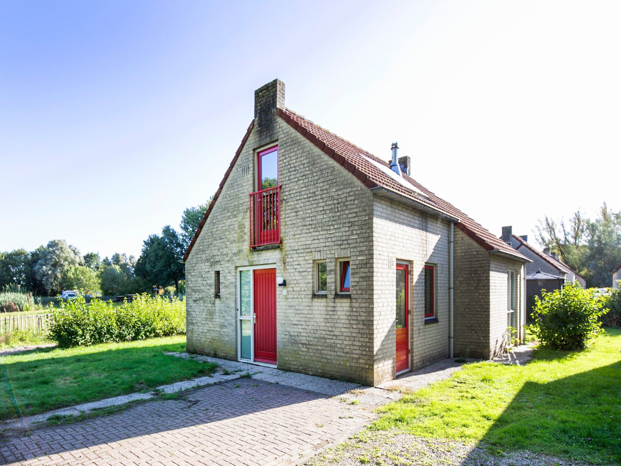 De buitenkant van 7 - Persoons Forest 217 Sauna Bungalow (copy) (copy) (copy) in Ewijk