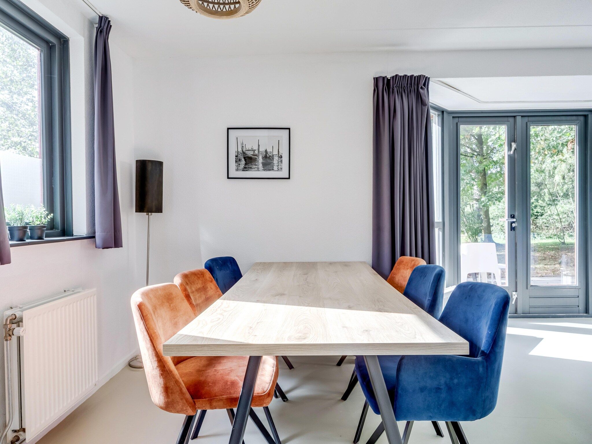 De eetkamer van 6 - Persons De Zingende Wilg (copy) (copy) (copy) in Ewijk