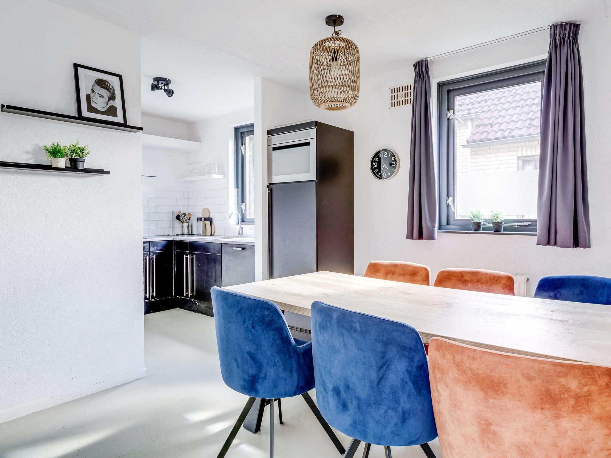 De eetkamer van 6 - Persons De Zingende Wilg (copy) (copy) (copy) in Ewijk