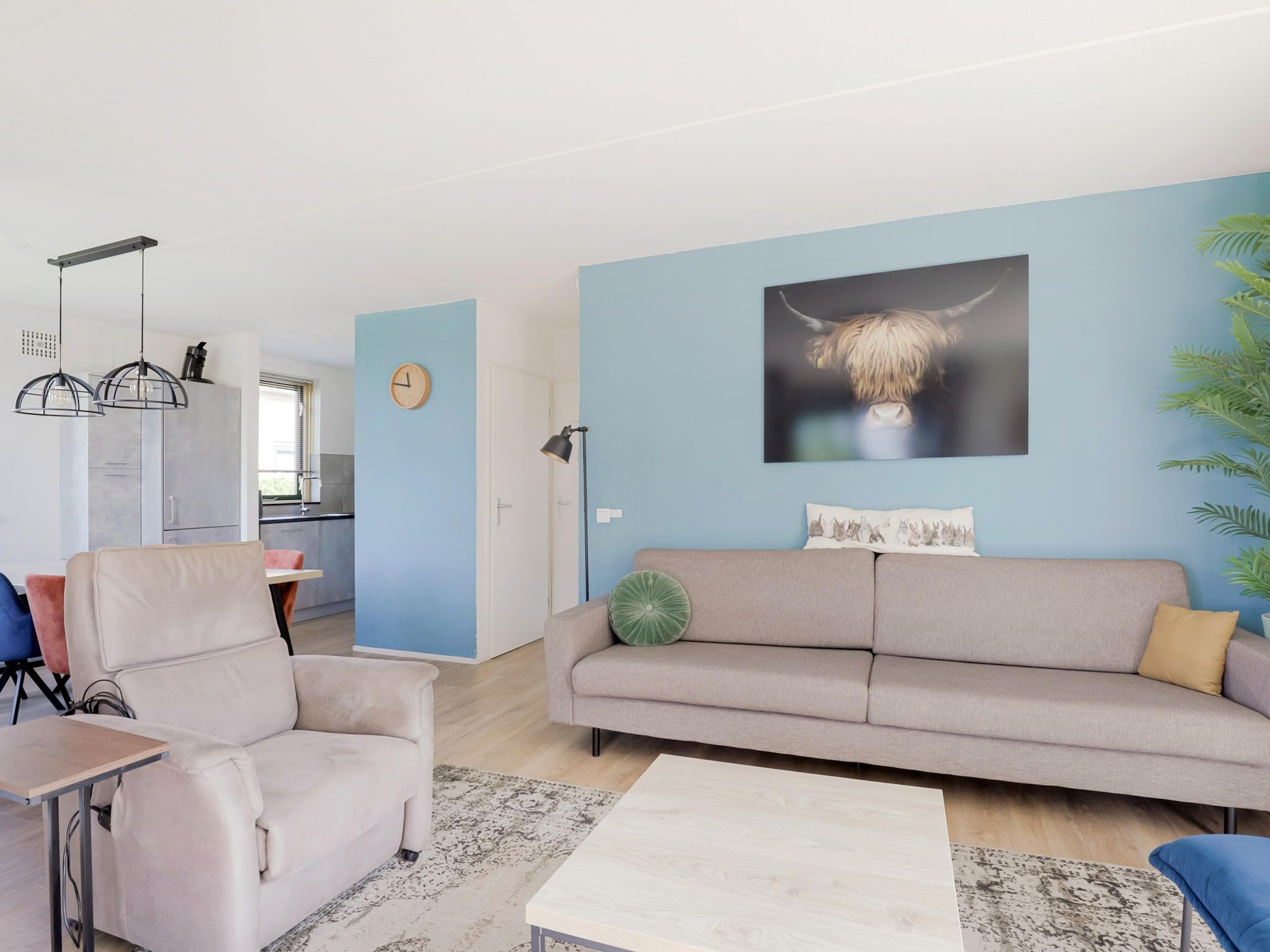 De woonkamer van 7 - Persoons Forest 217 Sauna Bungalow (copy) (copy) (copy) in Ewijk