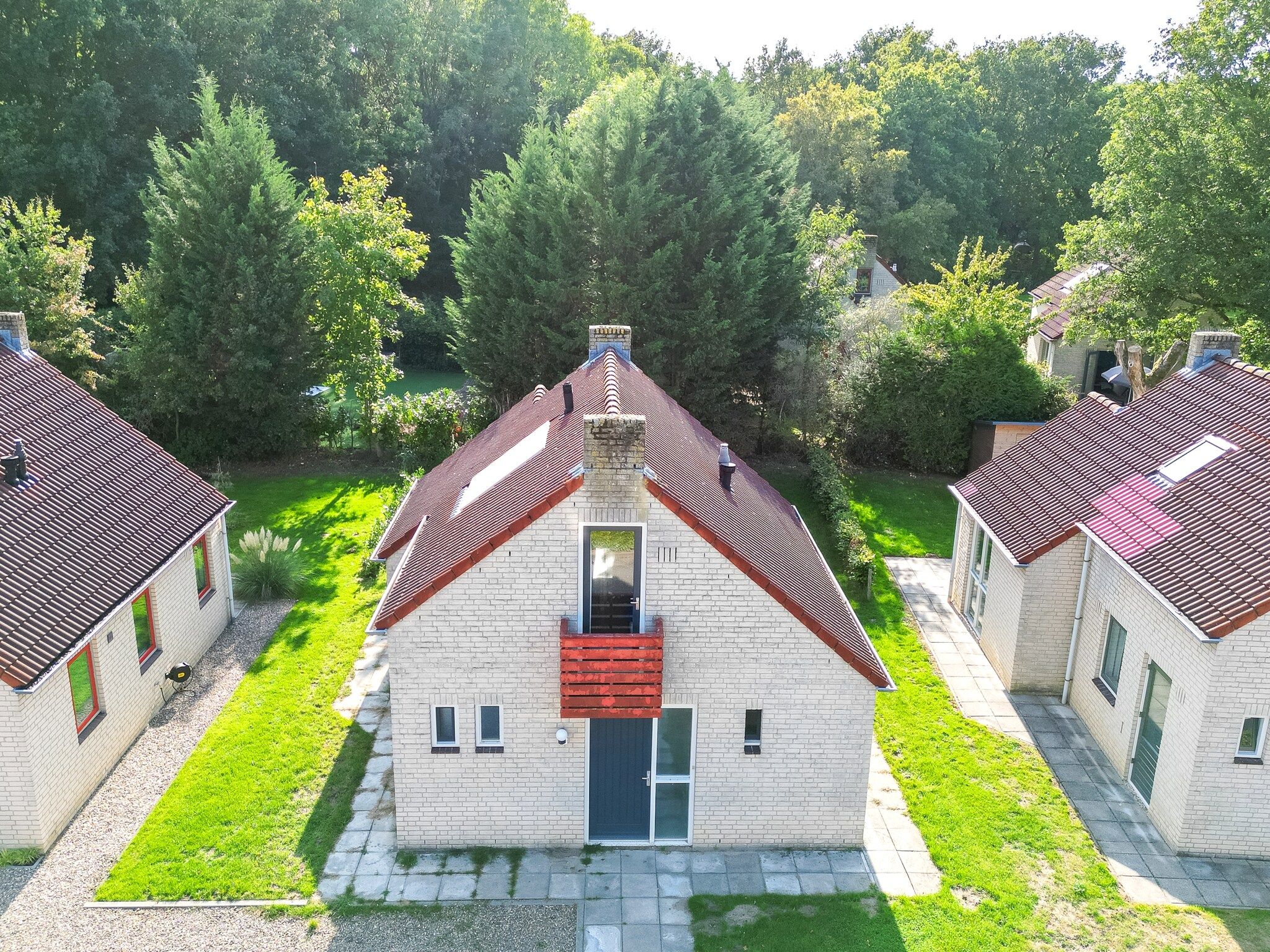 De buitenkant van 7 - Persoons Forest 217 Sauna Bungalow (copy) (copy) (copy) (copy) in Ewijk