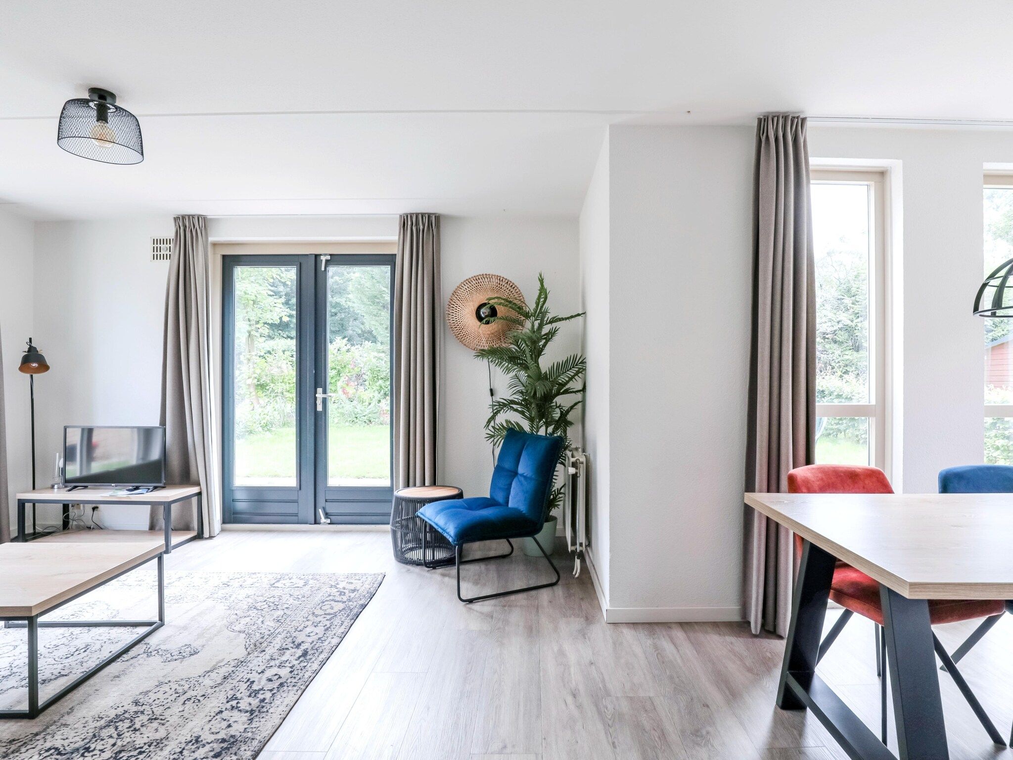 De woonkamer van 7 - Persoons Forest 217 Sauna Bungalow (copy) (copy) (copy) (copy) in Ewijk