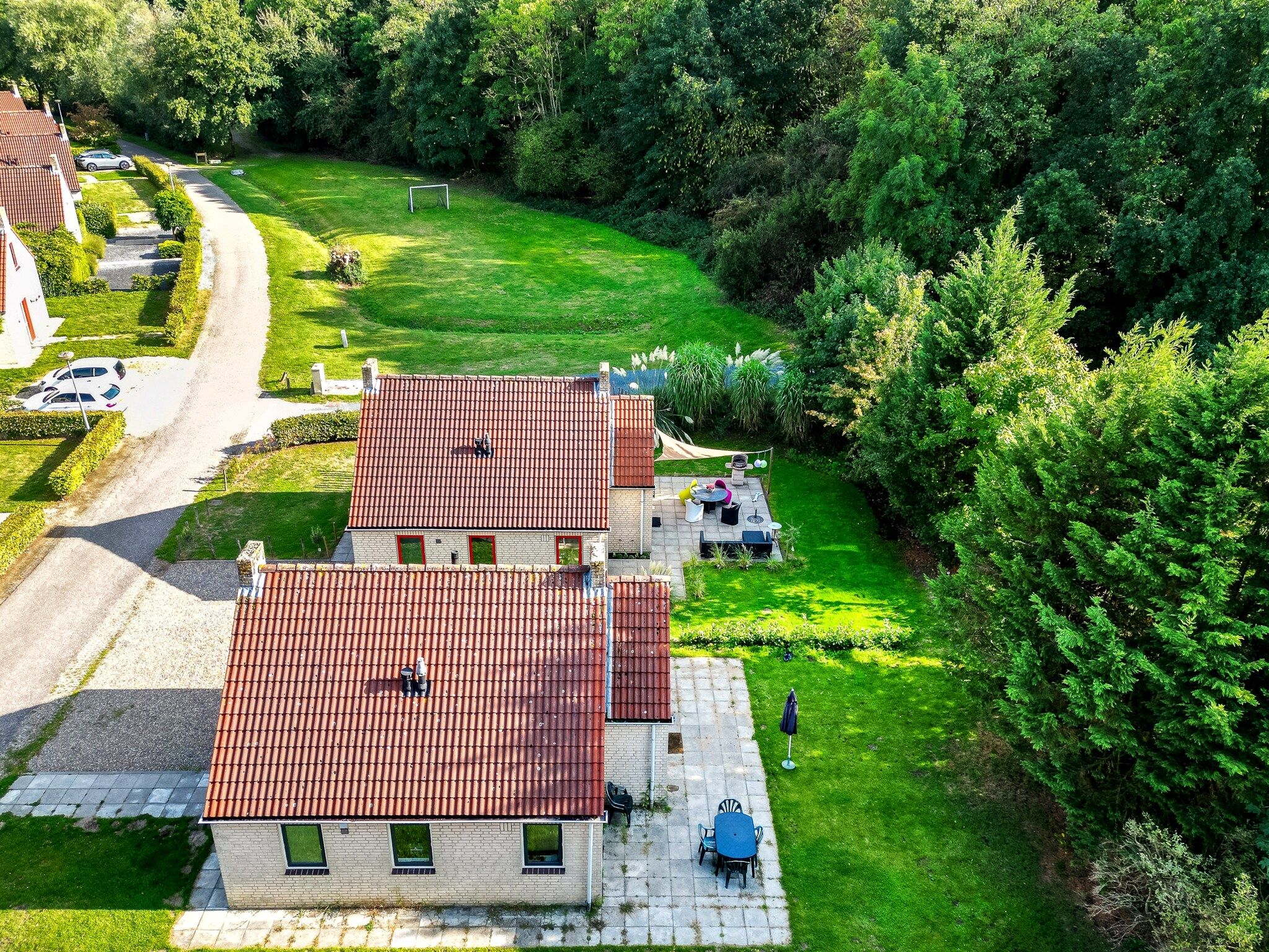 De buitenkant van 7 - Persoons Forest 217 Sauna Bungalow (copy) (copy) (copy) (copy) in Ewijk