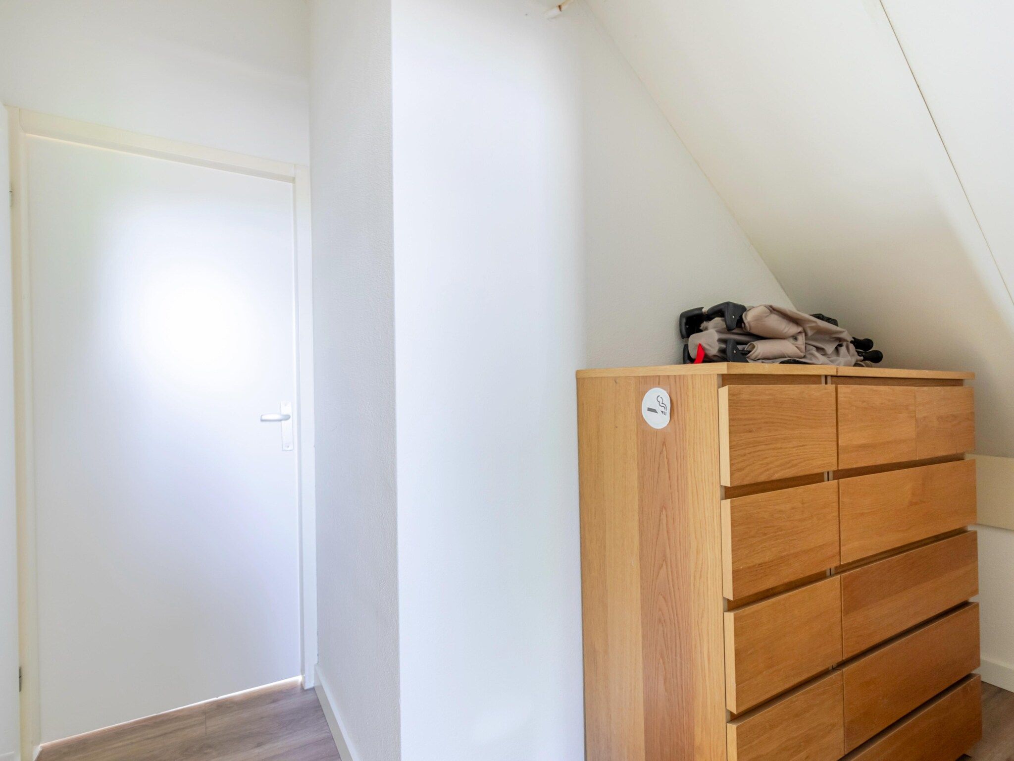 Een slaapkamer van 7 - Persoons Forest 217 Sauna Bungalow (copy) (copy) (copy) in Ewijk