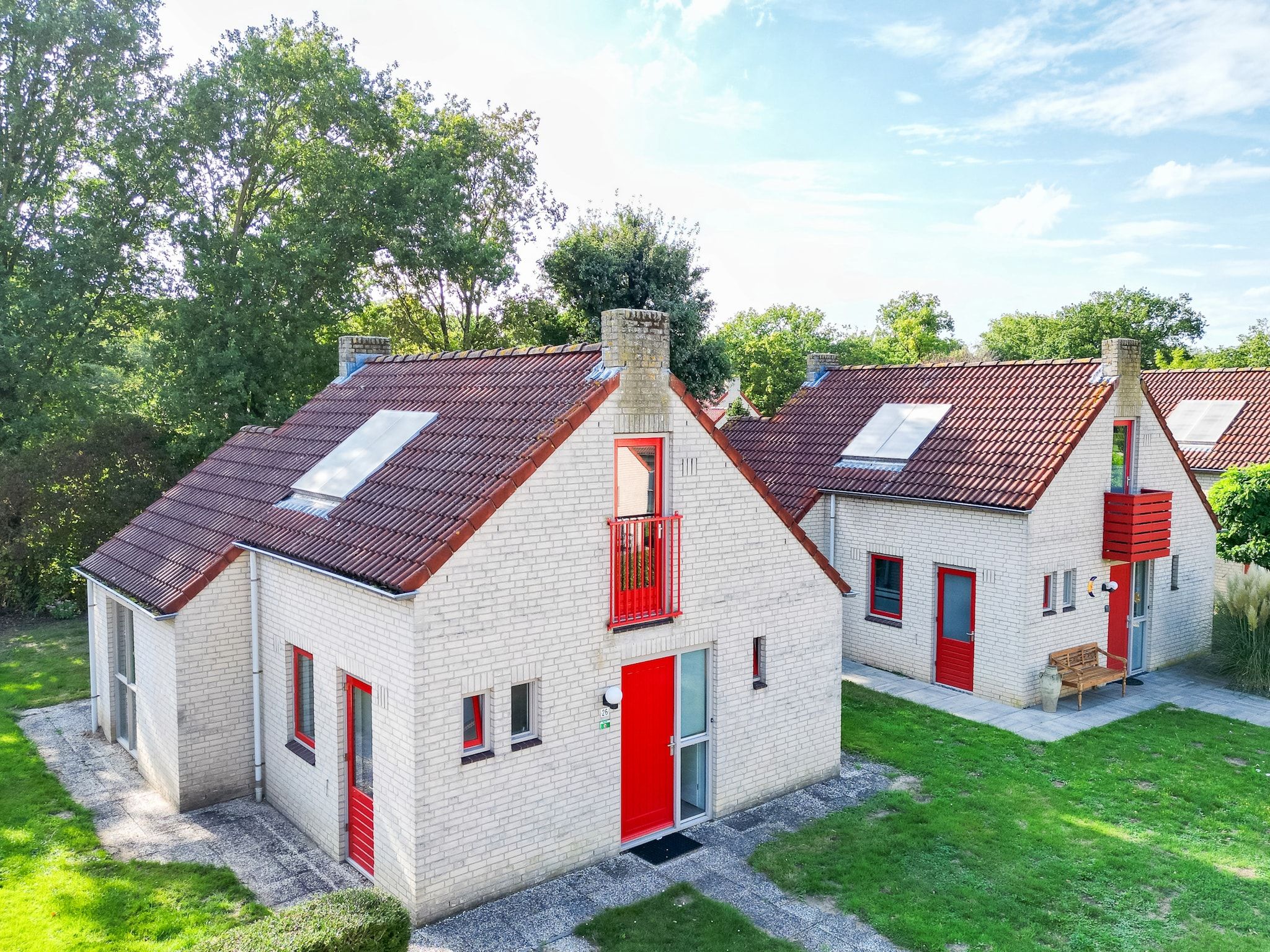 De buitenkant van 7 - Persoons Forest 217 Sauna Bungalow (copy) (copy) (copy) in Ewijk